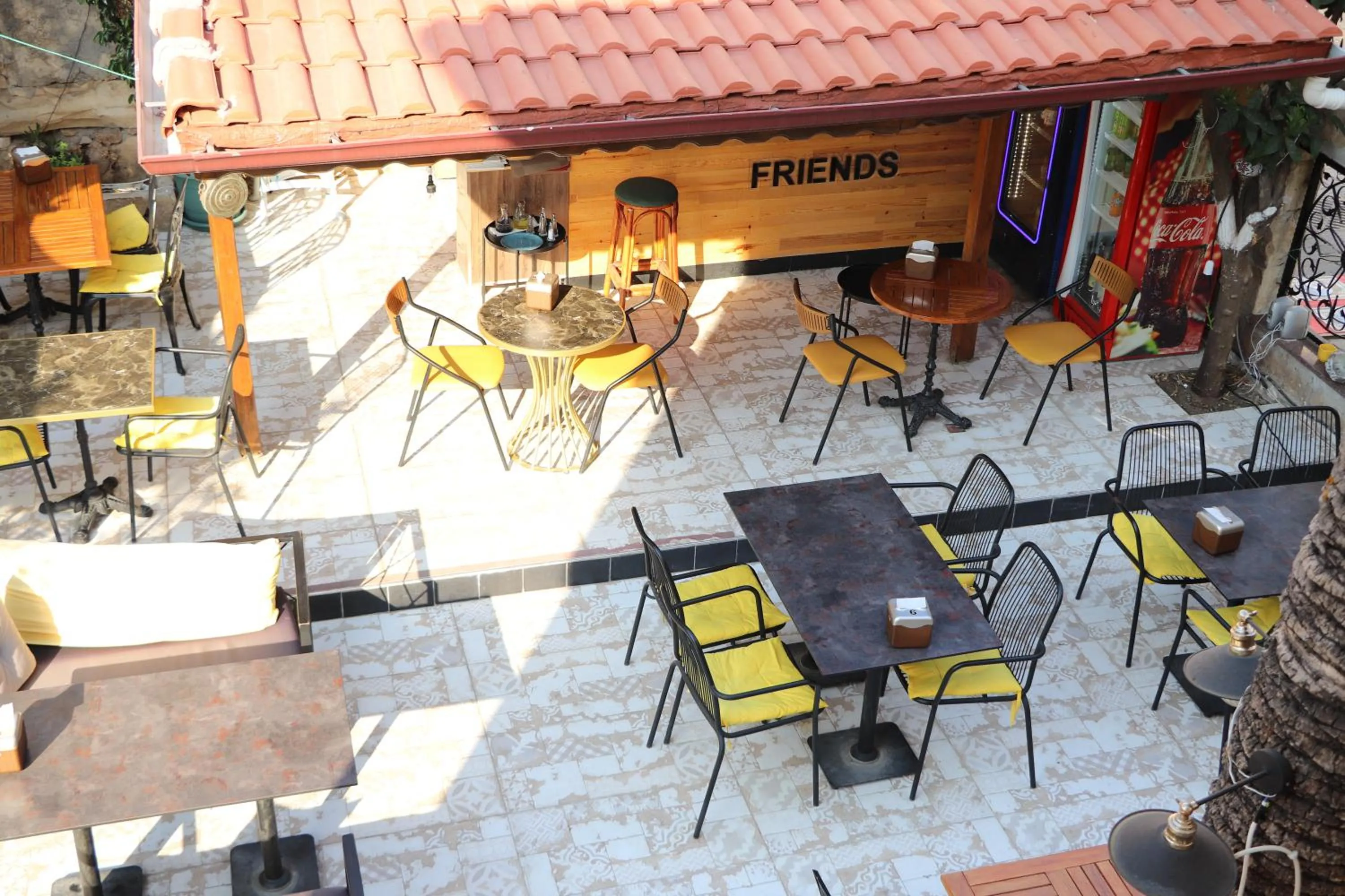 Restaurant/places to eat in Tu Casa Linda