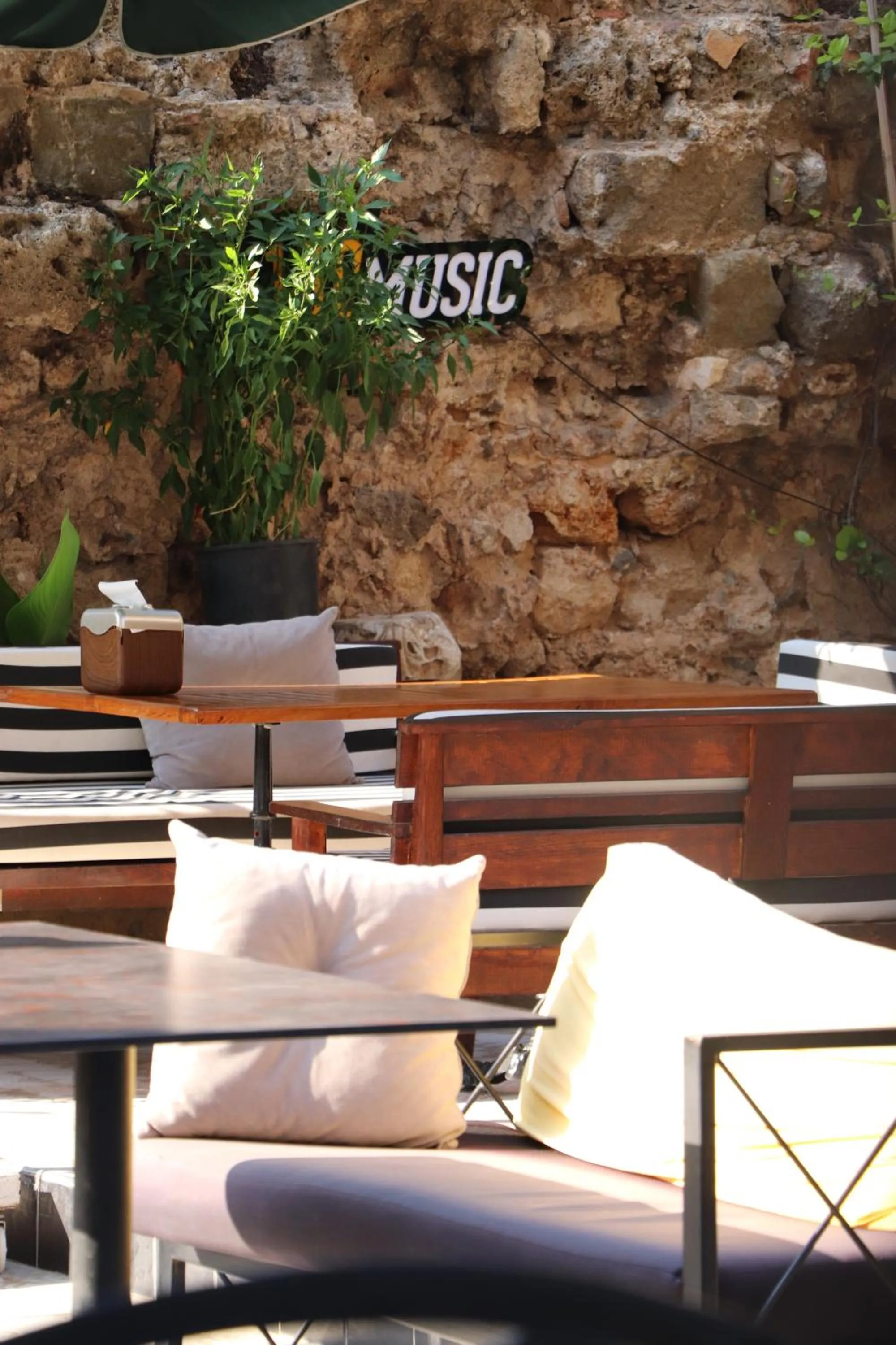 Restaurant/places to eat in Tu Casa Linda