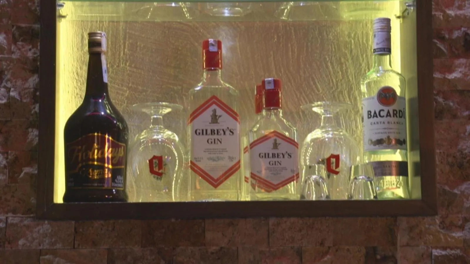 Alcoholic drinks in Tu Casa Linda