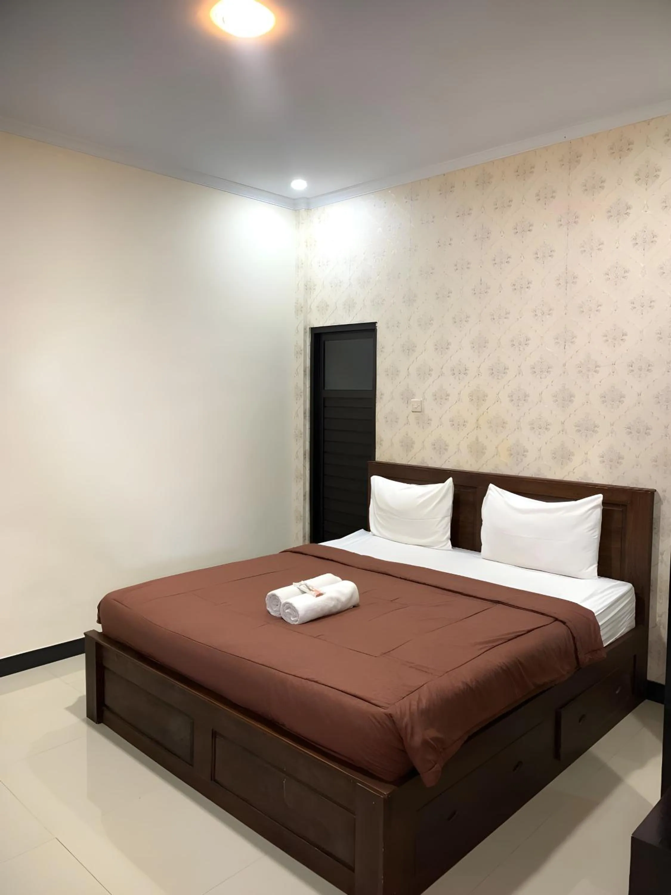Bed in Prime Adisucipto Hotel