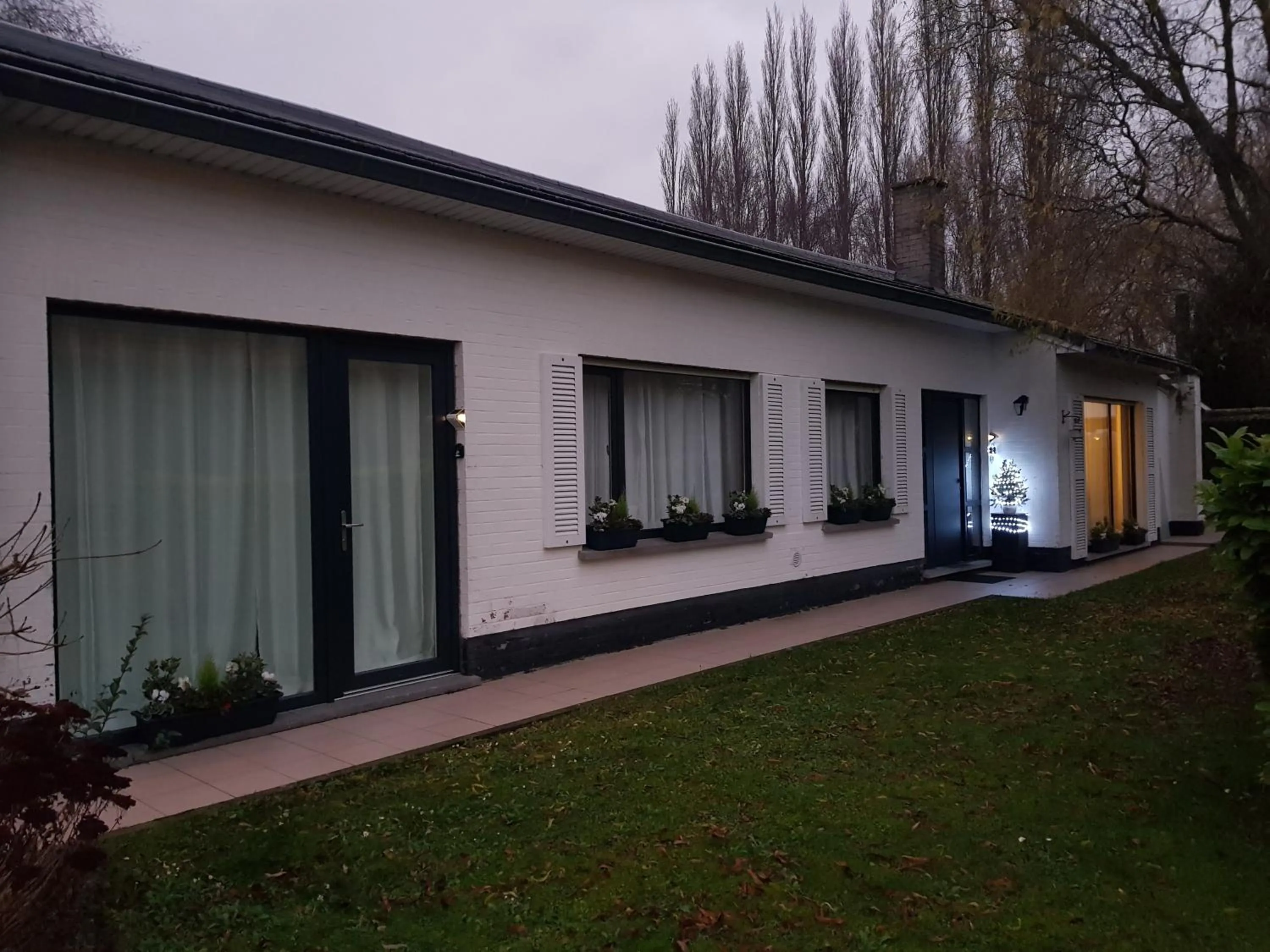 Property building in Mary's Poppies - Bed & Breakfast