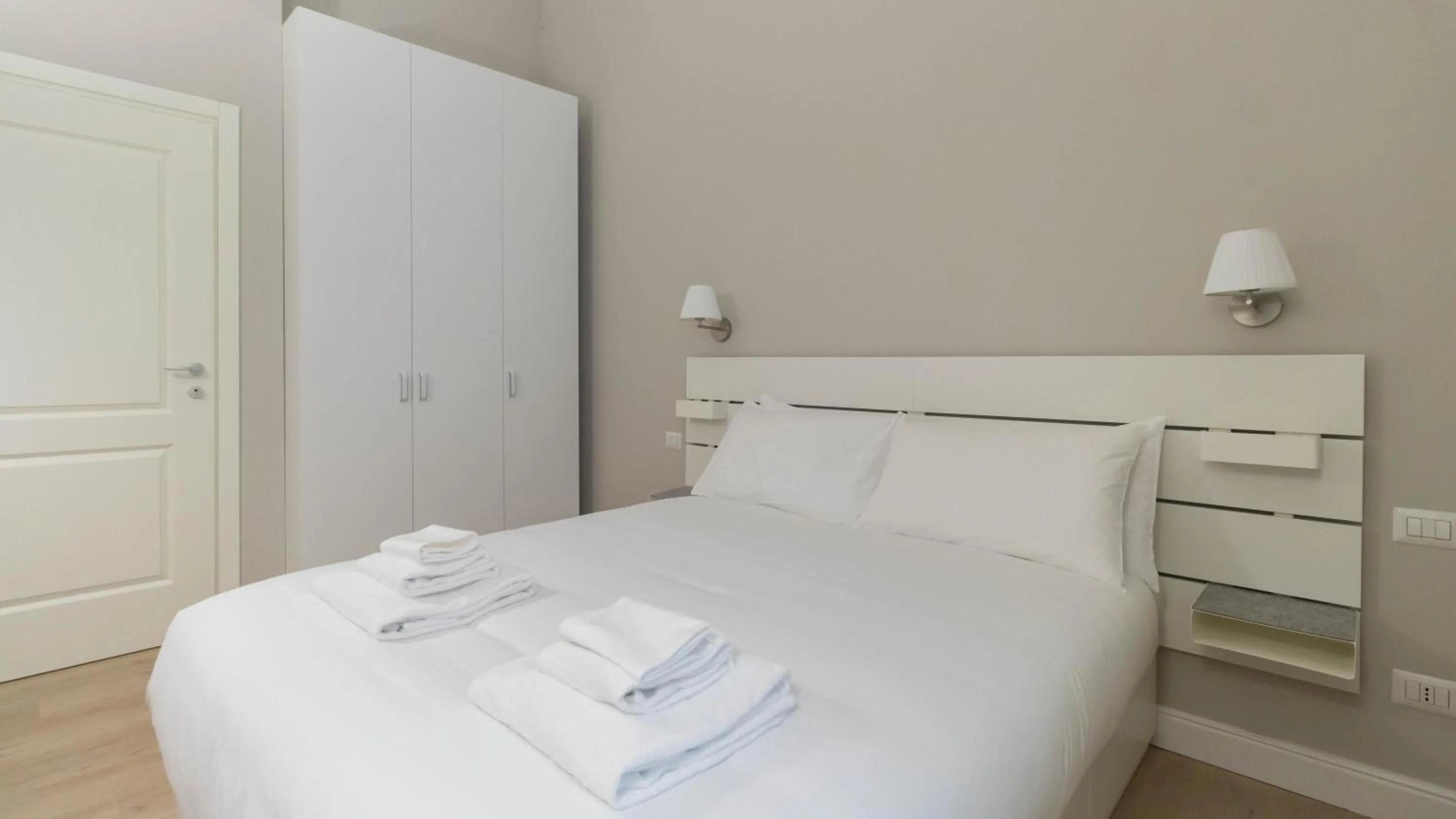 Other, Bed in Italianway Easy - Porta Nuova 6