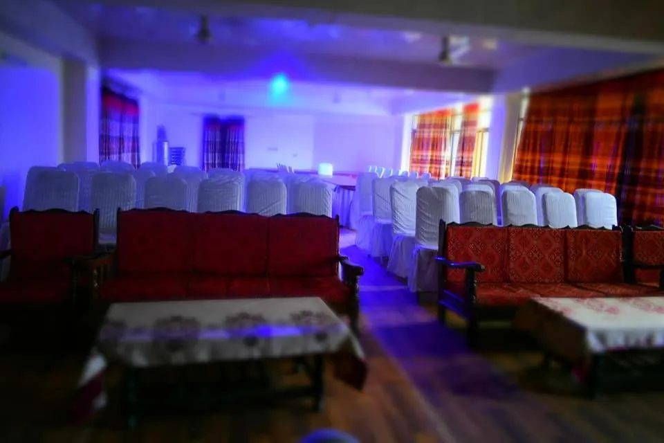 Hotel Deewan-E-Aziz Internationa