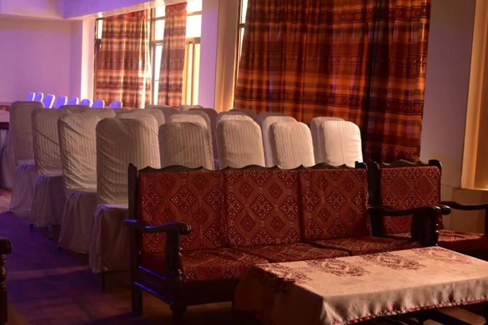 Hotel Deewan-E-Aziz Internationa