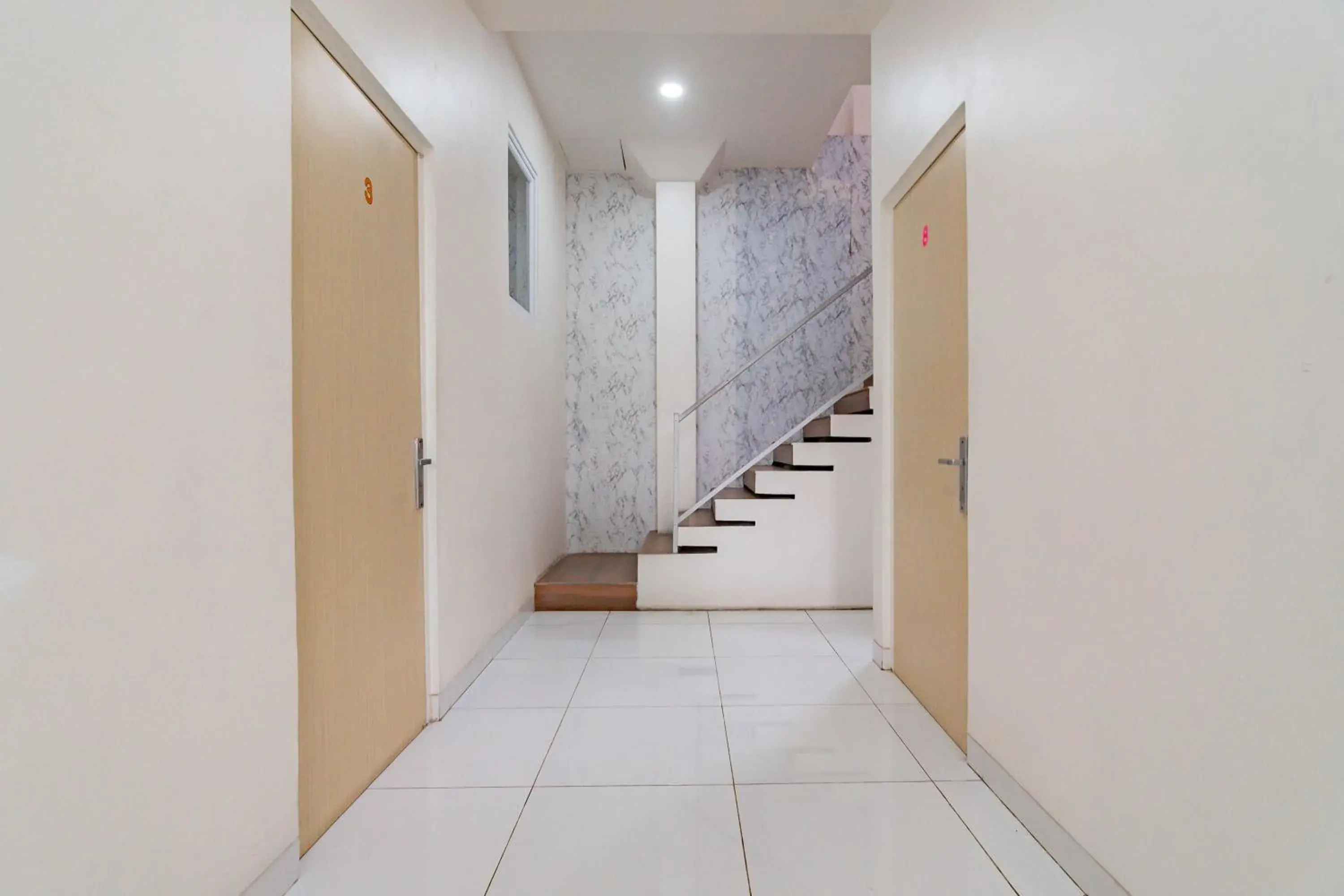 Floor plan in RedDoorz near Prujakan Station Cirebon Floor plan in RedDoorz near Prujakan Station Cirebon