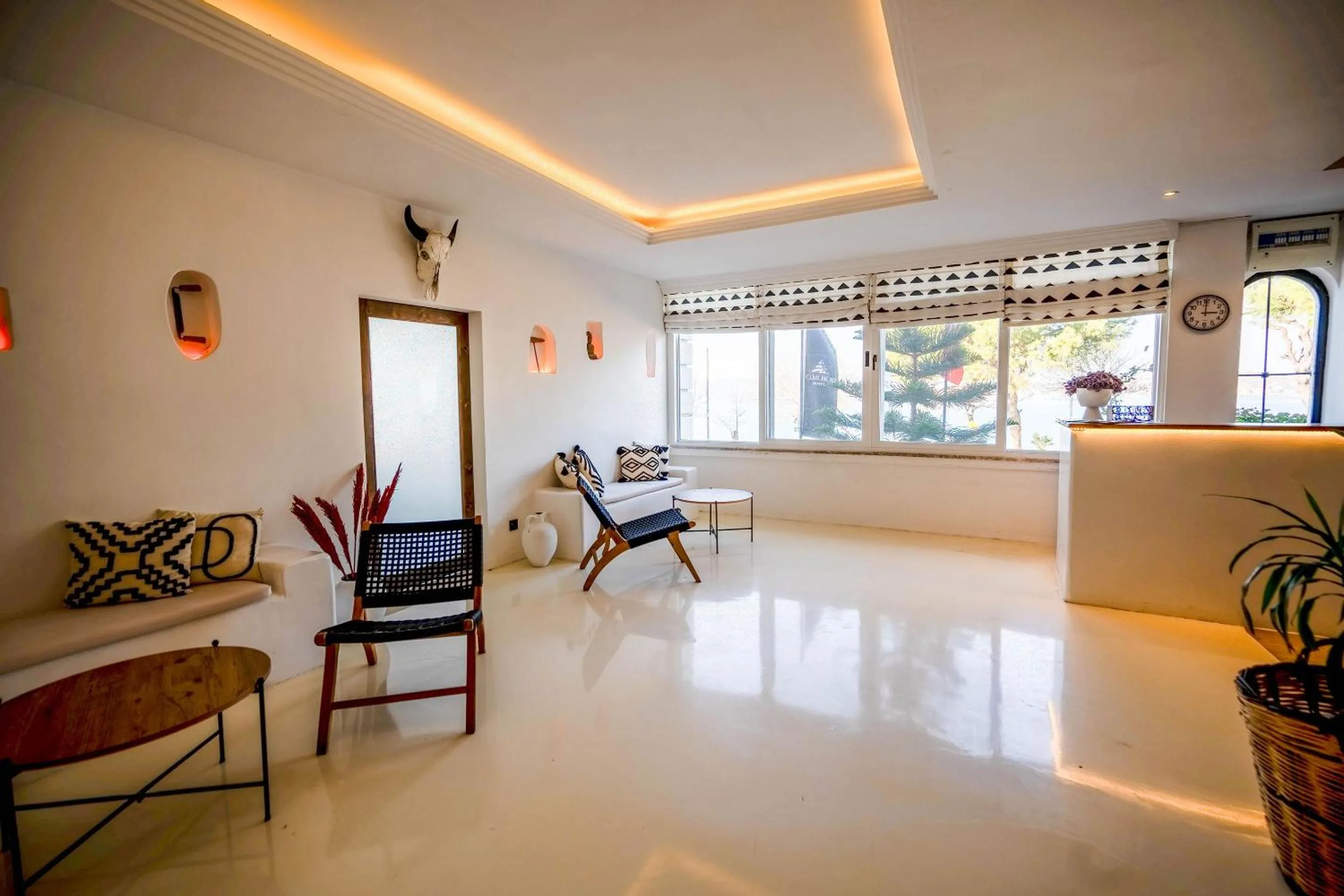 Lobby or reception in Çamlık 87 Hotel Ayvalık
