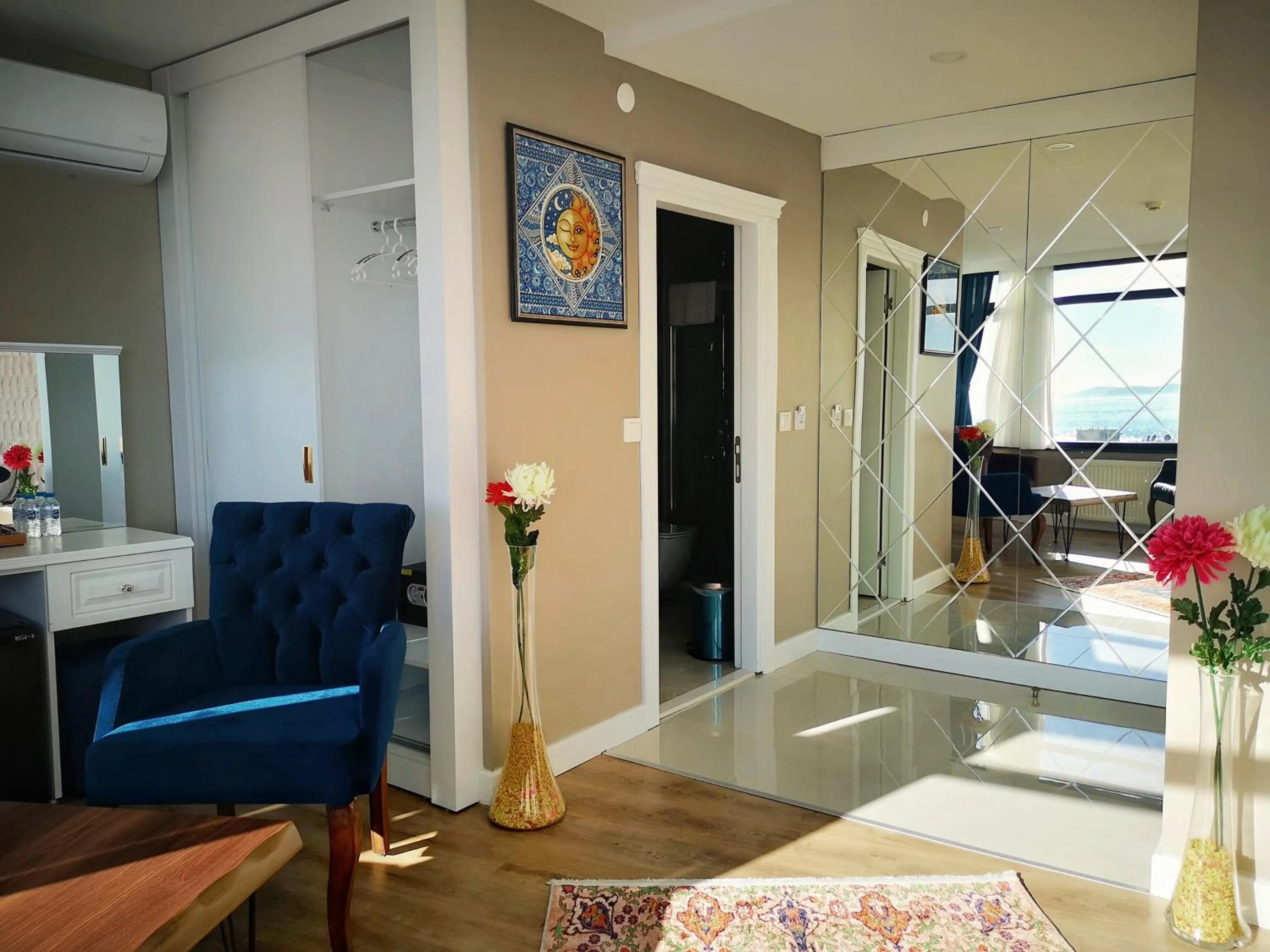 Toilet in Cape Palace Hotel