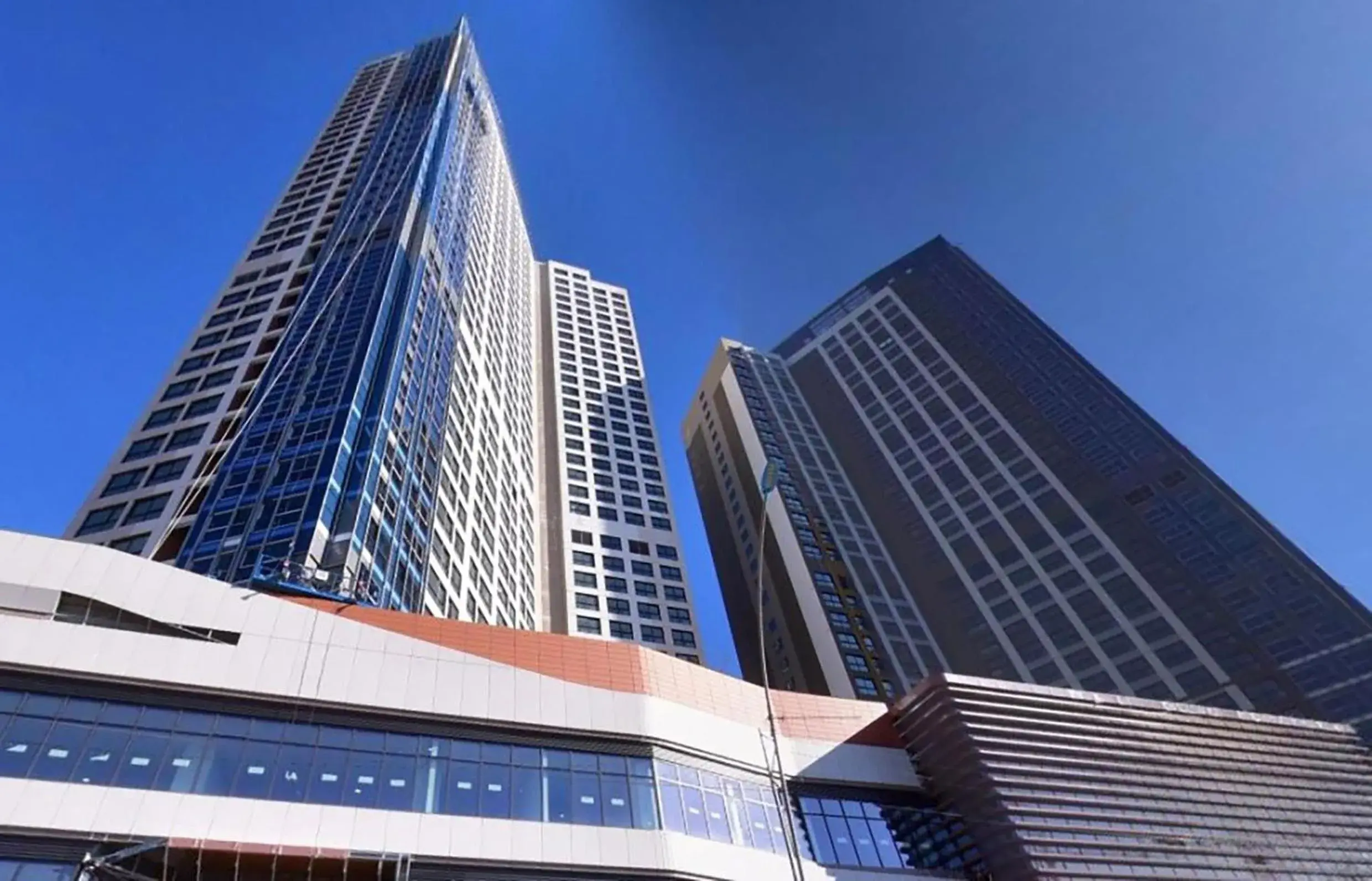 Property building in The November Stay In landmark Property building in The November Stay In landmark