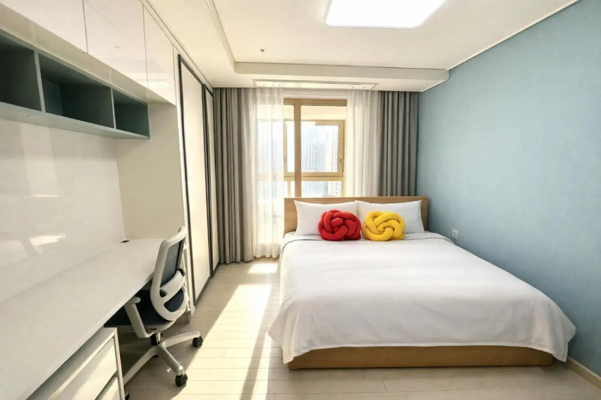 Bed in The November Stay In landmark Bed in The November Stay In landmark