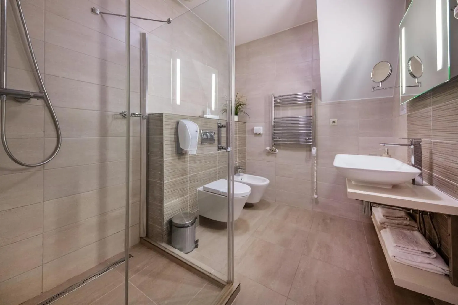 Bathroom in Hotel Kiss