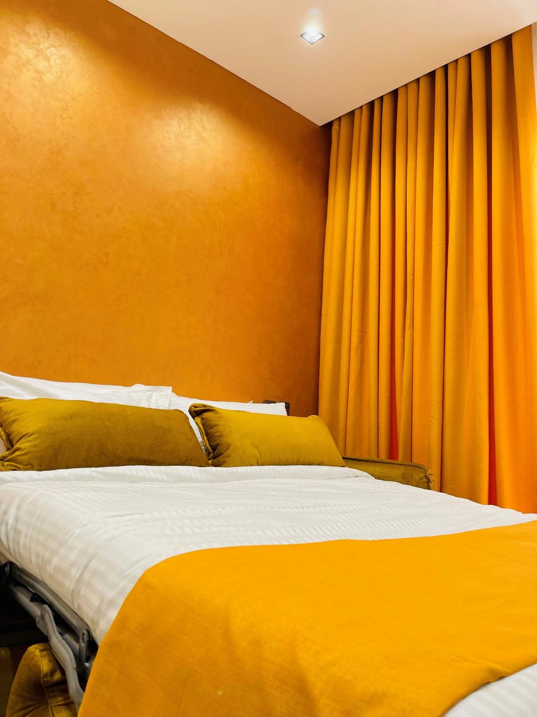 Decorative detail, Bed in Casa Reale Boutique Hotel