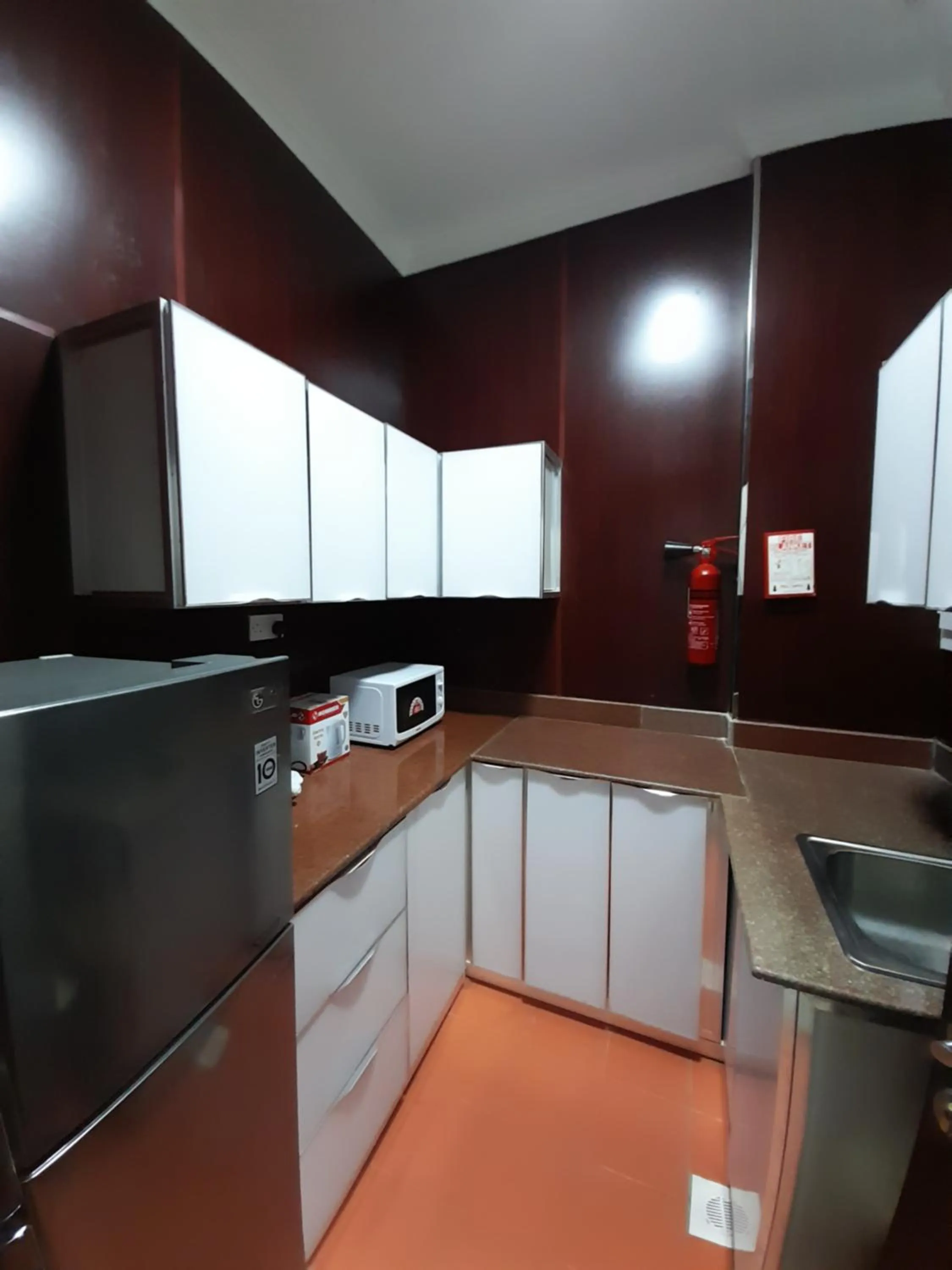 Kitchen or kitchenette in EMAN HOUSE