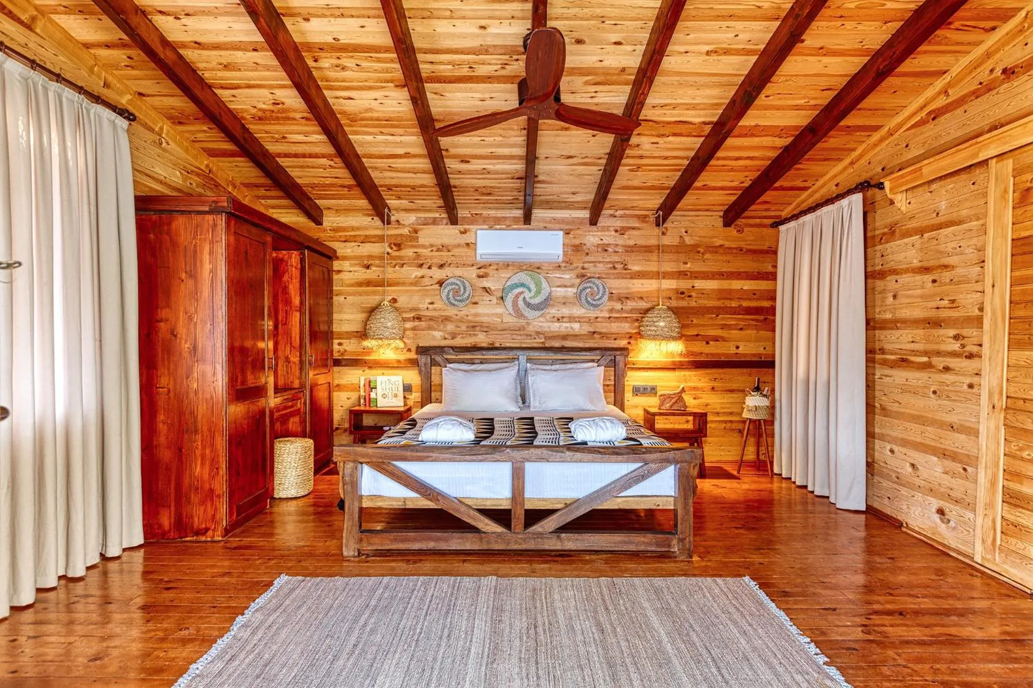 Bed in La Boheme Kabak Adults Only