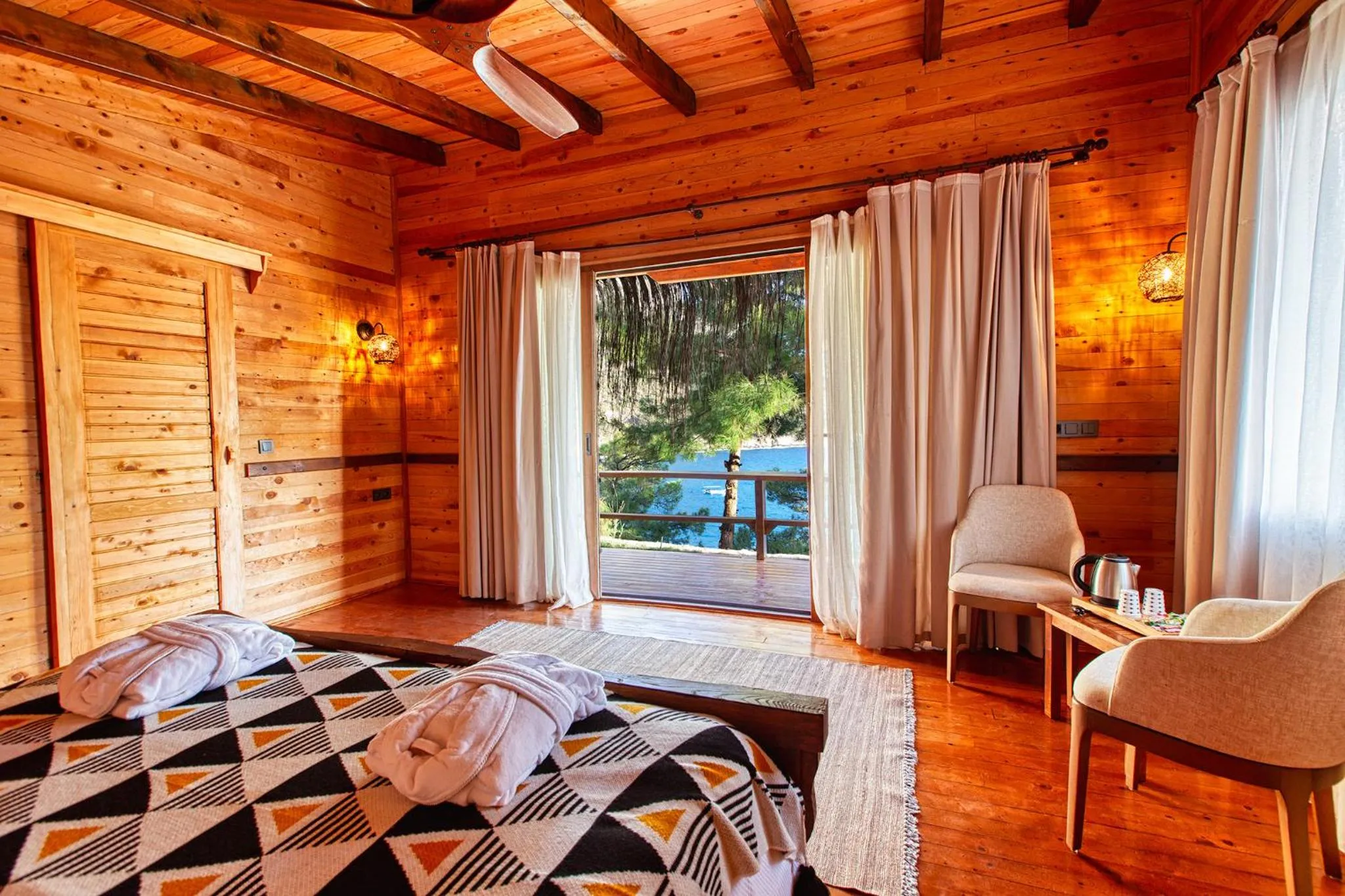 Bed in La Boheme Kabak Adults Only