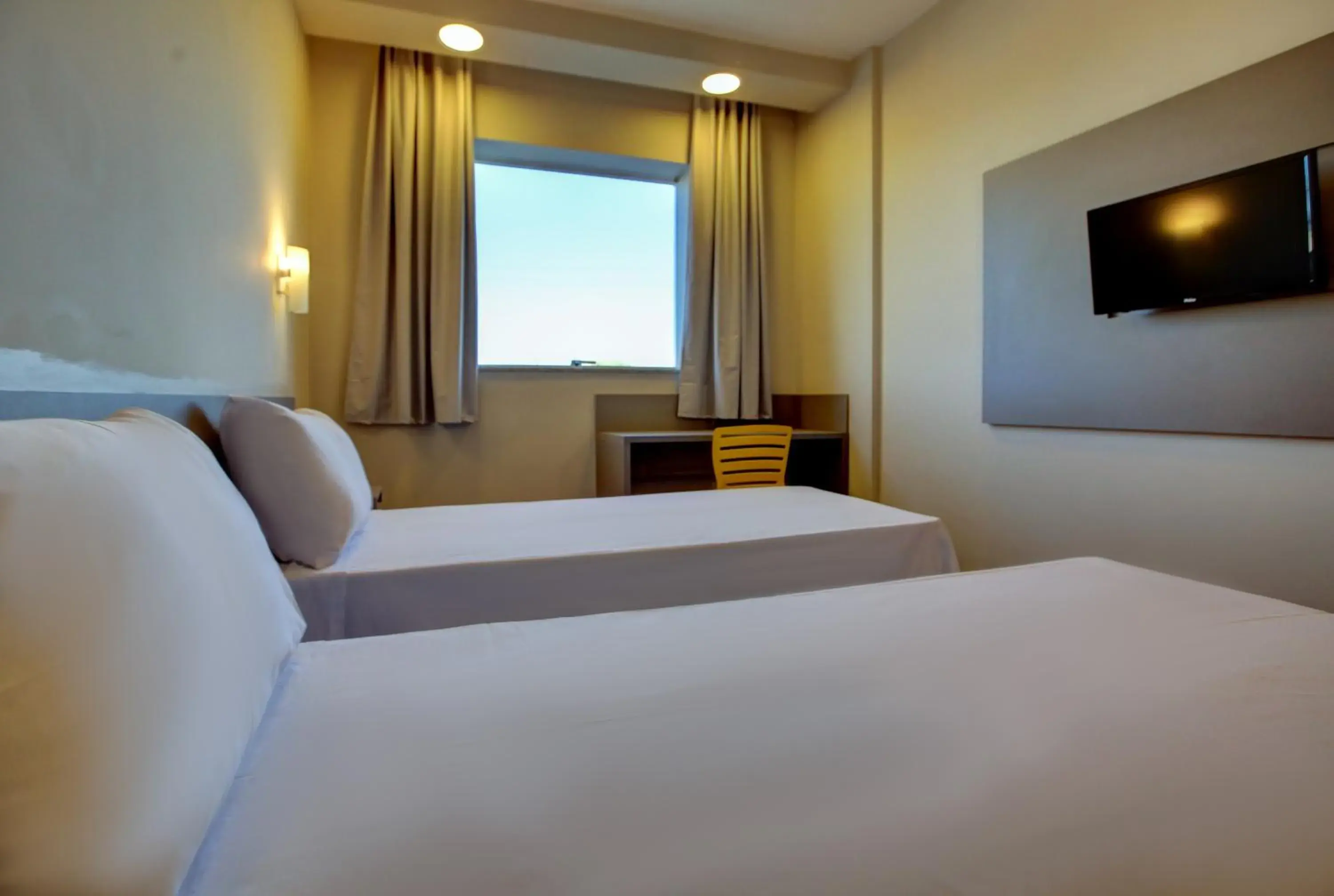 Bedroom, Bed in Transamerica FIT Lucas do Rio Verde Bedroom, Bed in Transamerica FIT Lucas do Rio Verde