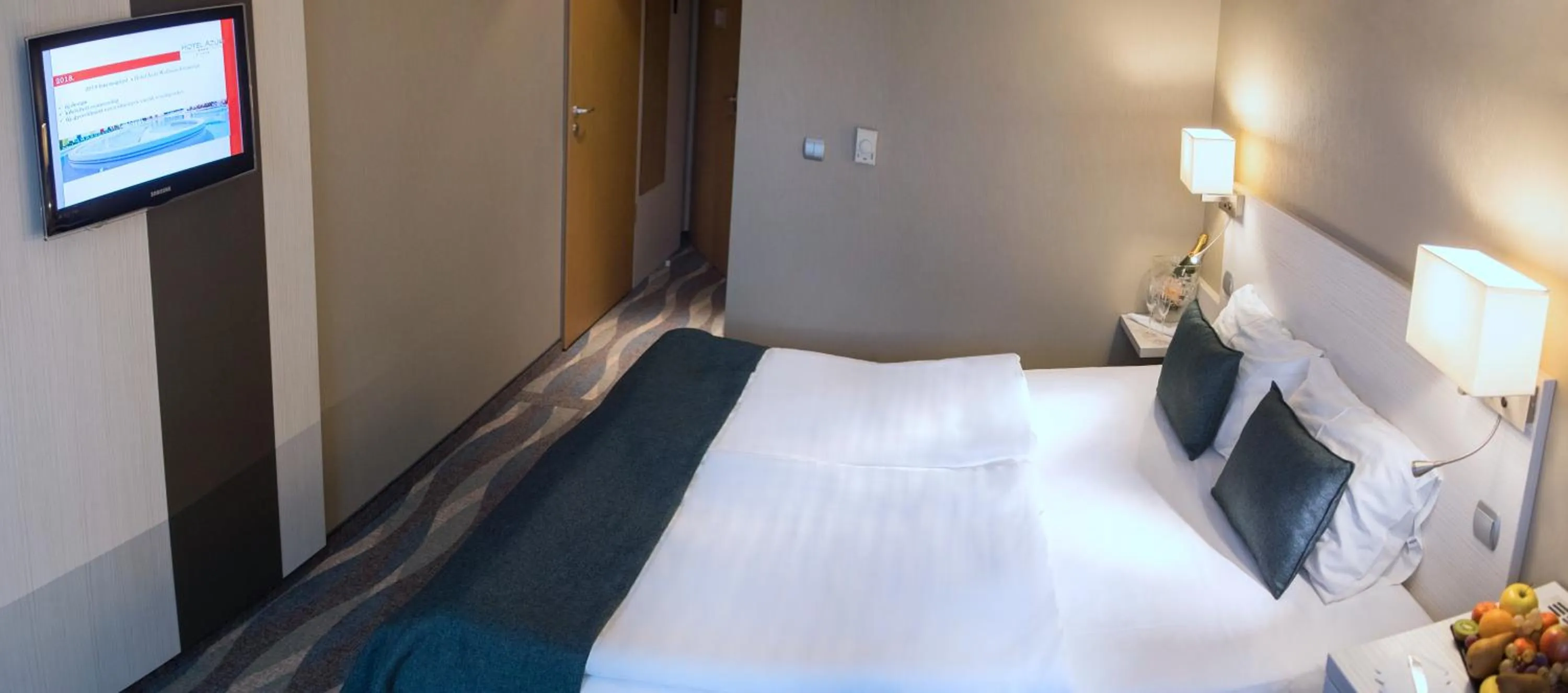 Bed in Hotel Azur Siofok