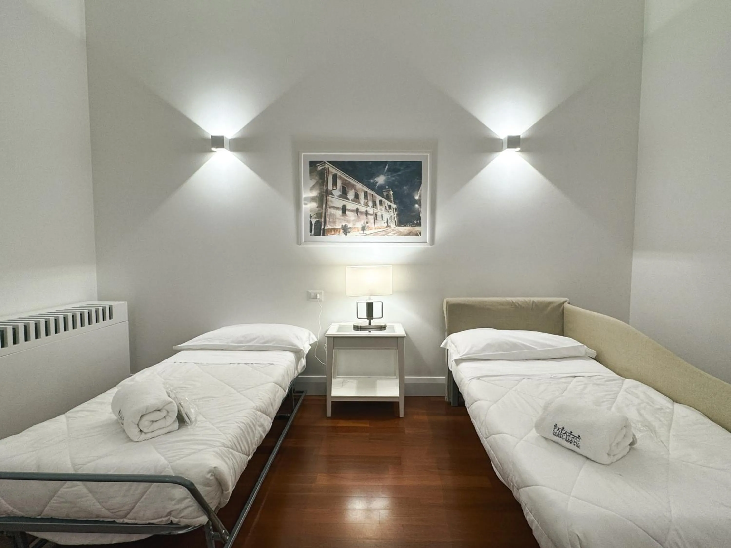 Bed in Palazzo Sant'Elena Historic Hotel