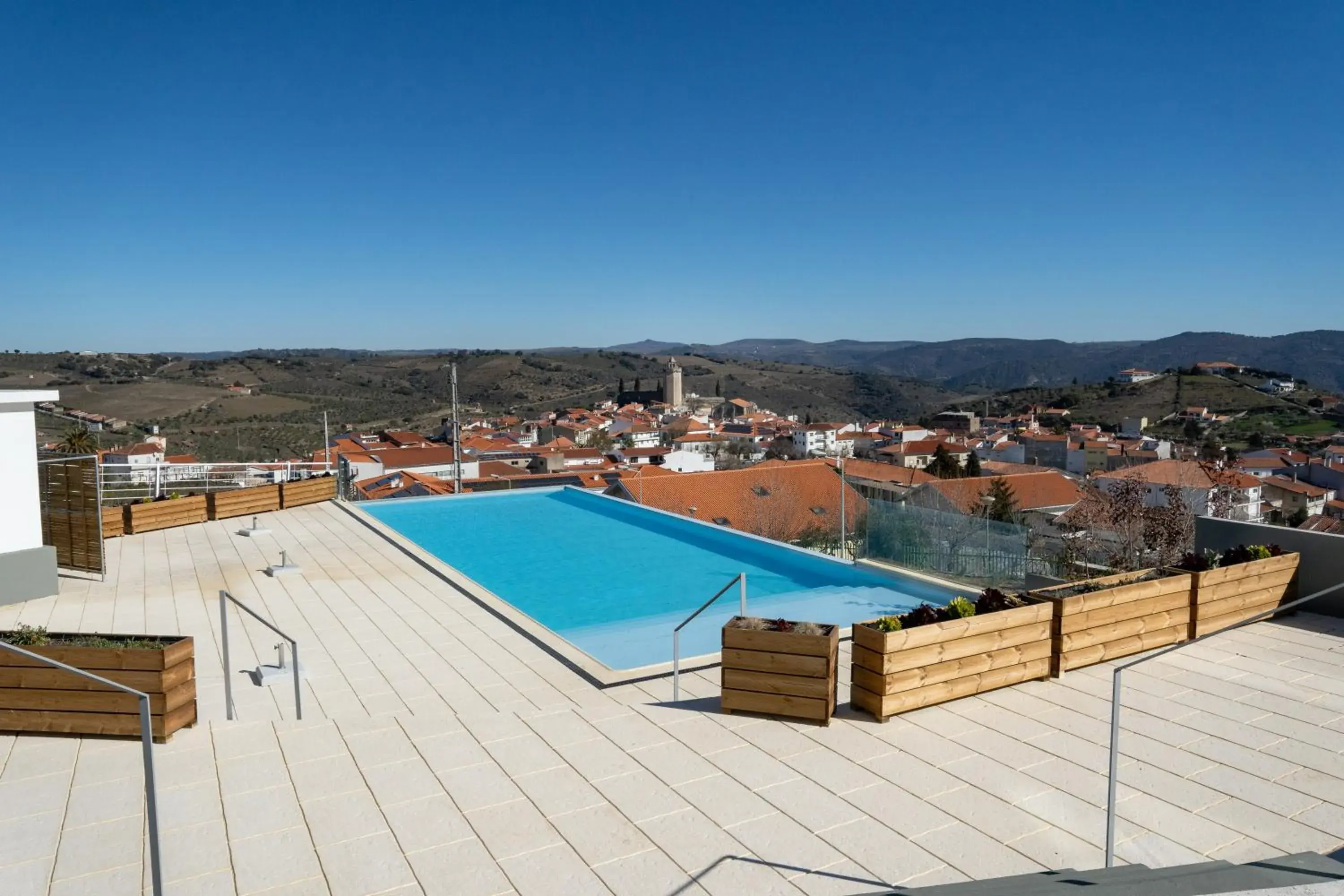 Swimming pool in Hotel Freixo Douro Superior Swimming pool in Hotel Freixo Douro Superior