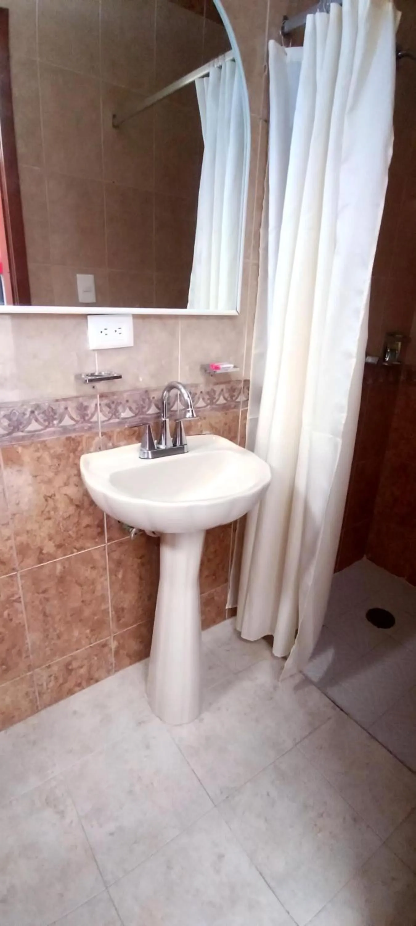 Bathroom in Hotel Confort Plaza