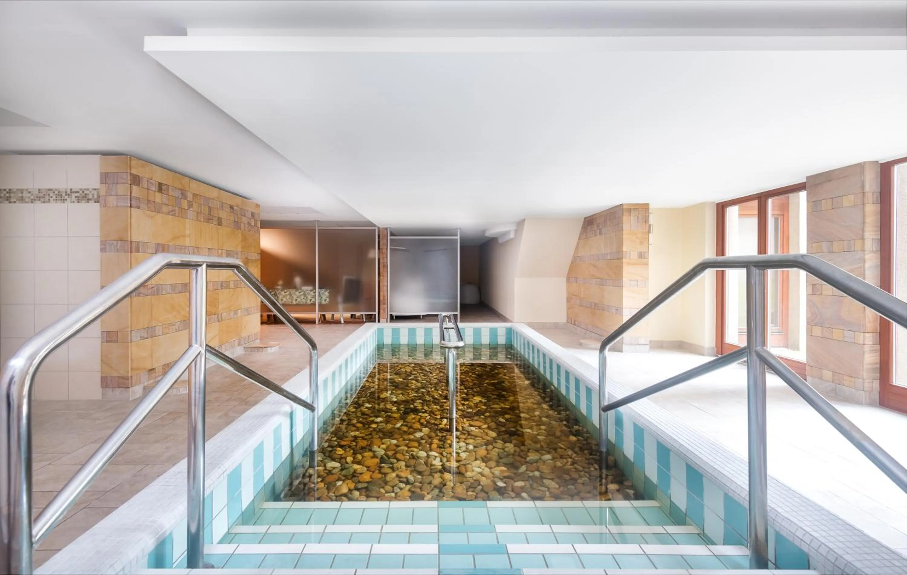 Swimming pool in Aquarell Hotel