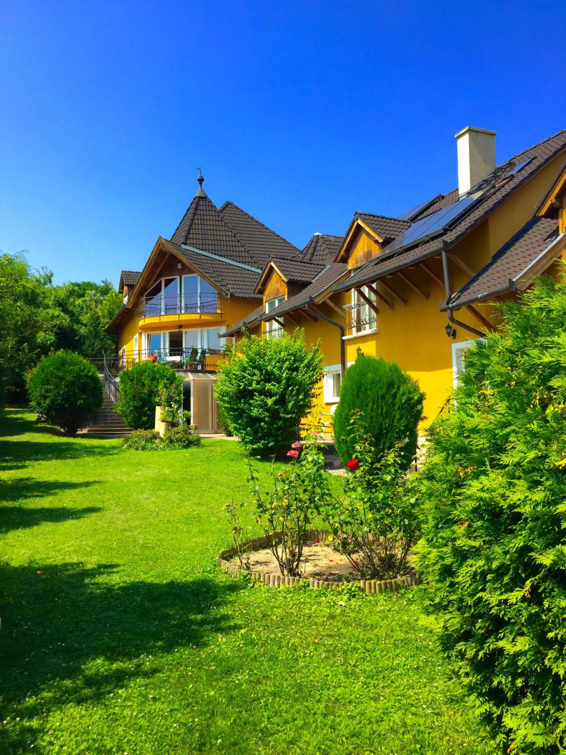 Garden in Appartementhaus 5. Jahreszeit