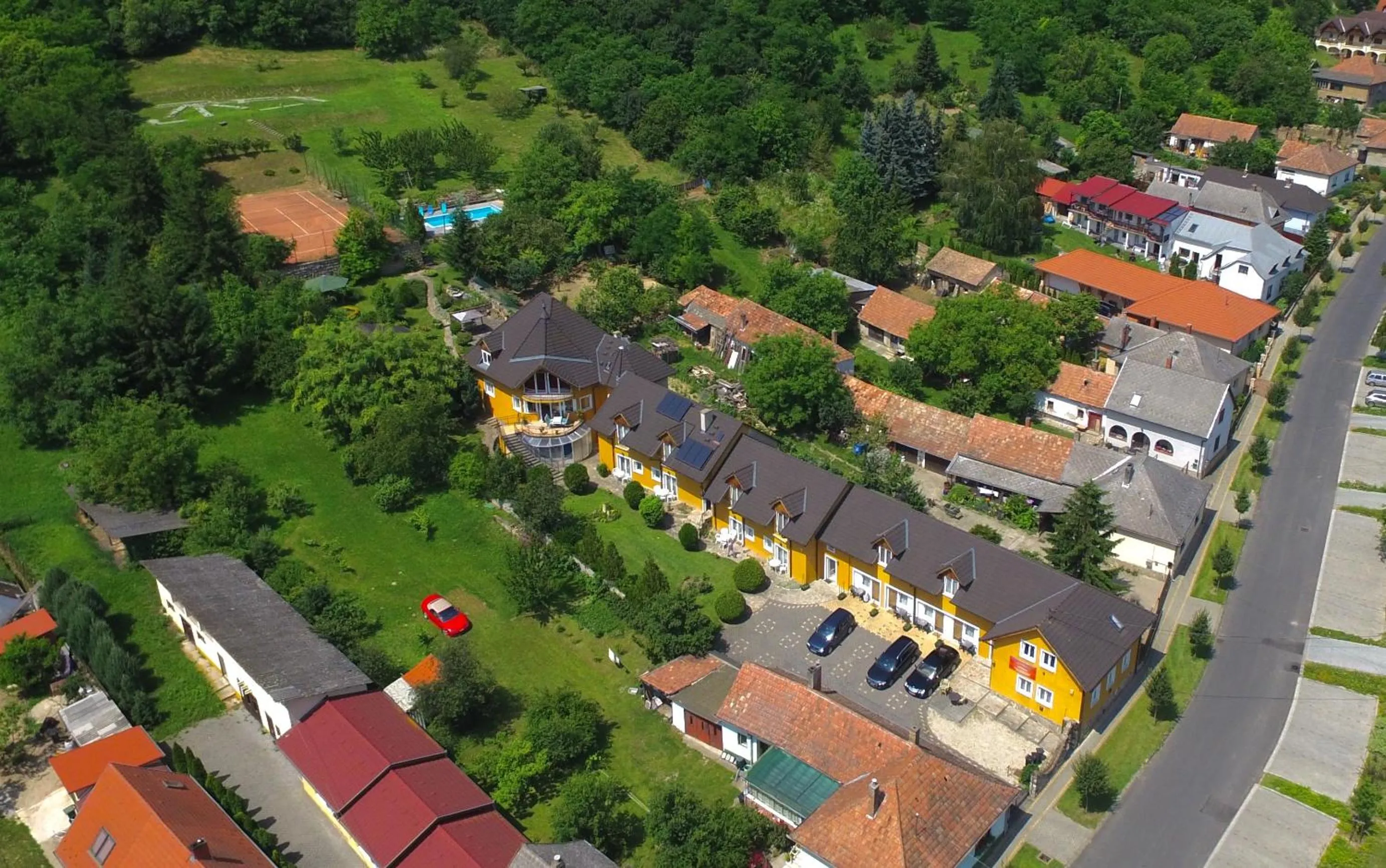 Property building in Appartementhaus 5. Jahreszeit