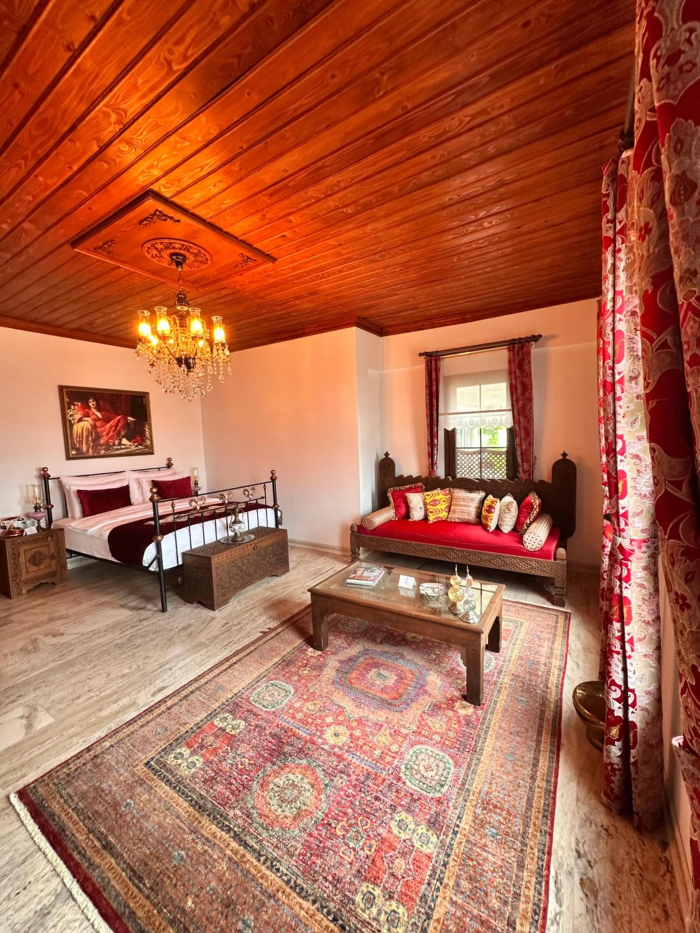 Photo of the whole room, Bed in Villa Ephesus Hotel