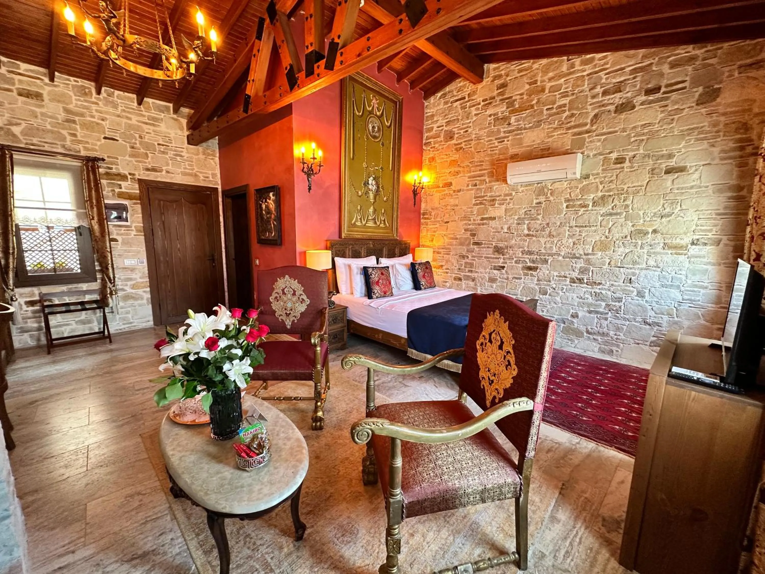 Photo of the whole room in Villa Ephesus Hotel