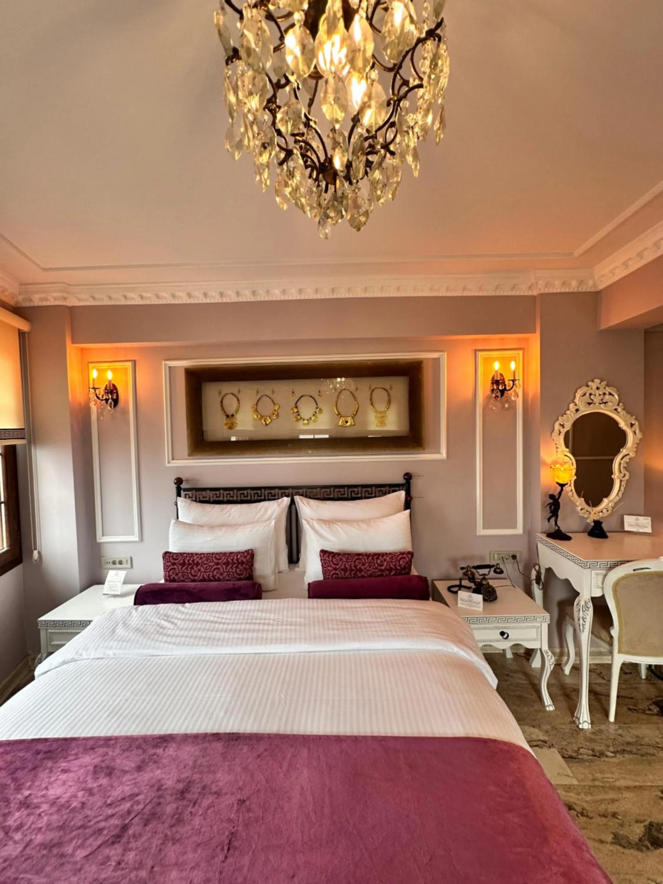 Bed in Villa Ephesus Hotel