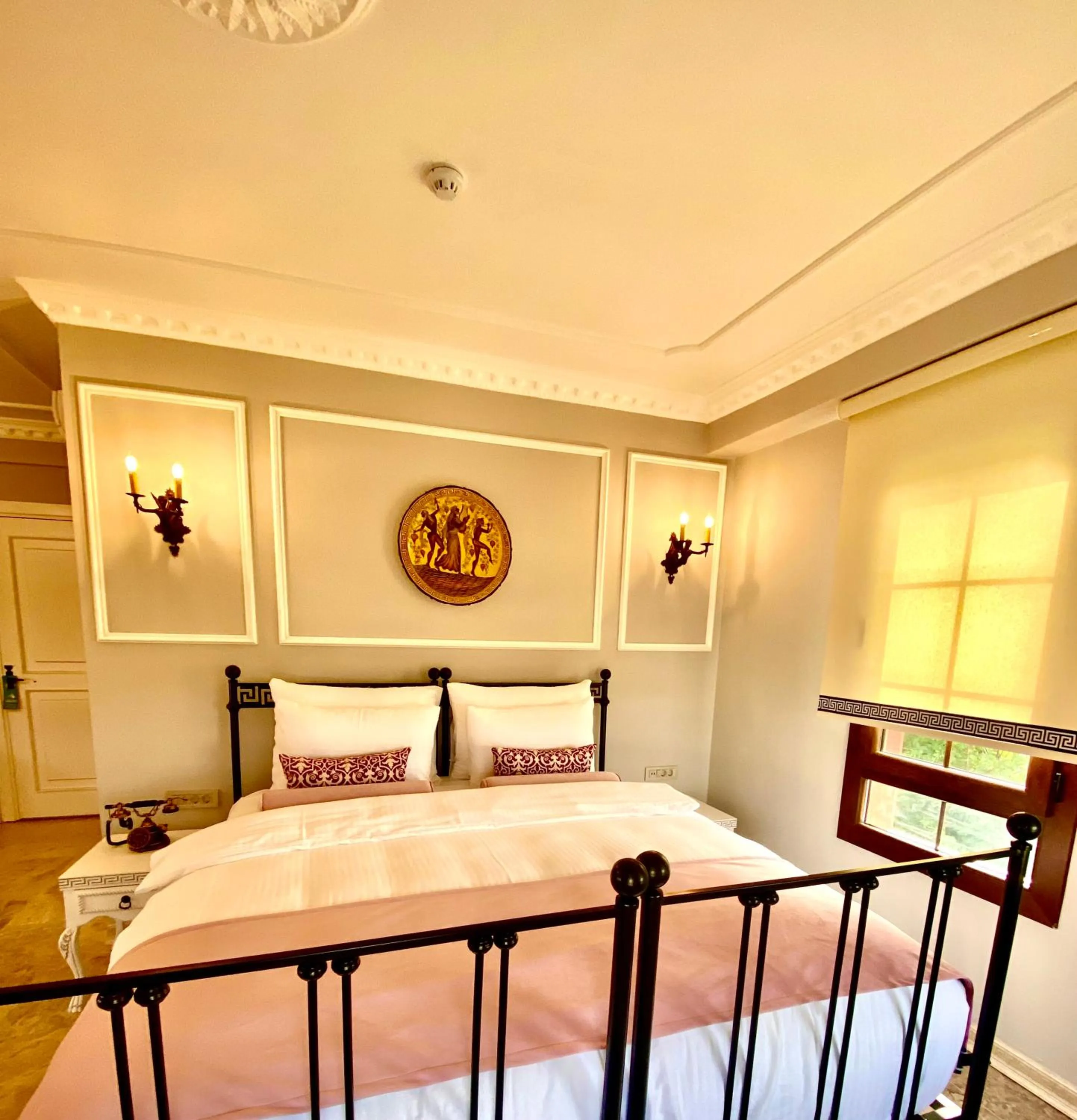 Bed in Villa Ephesus Hotel