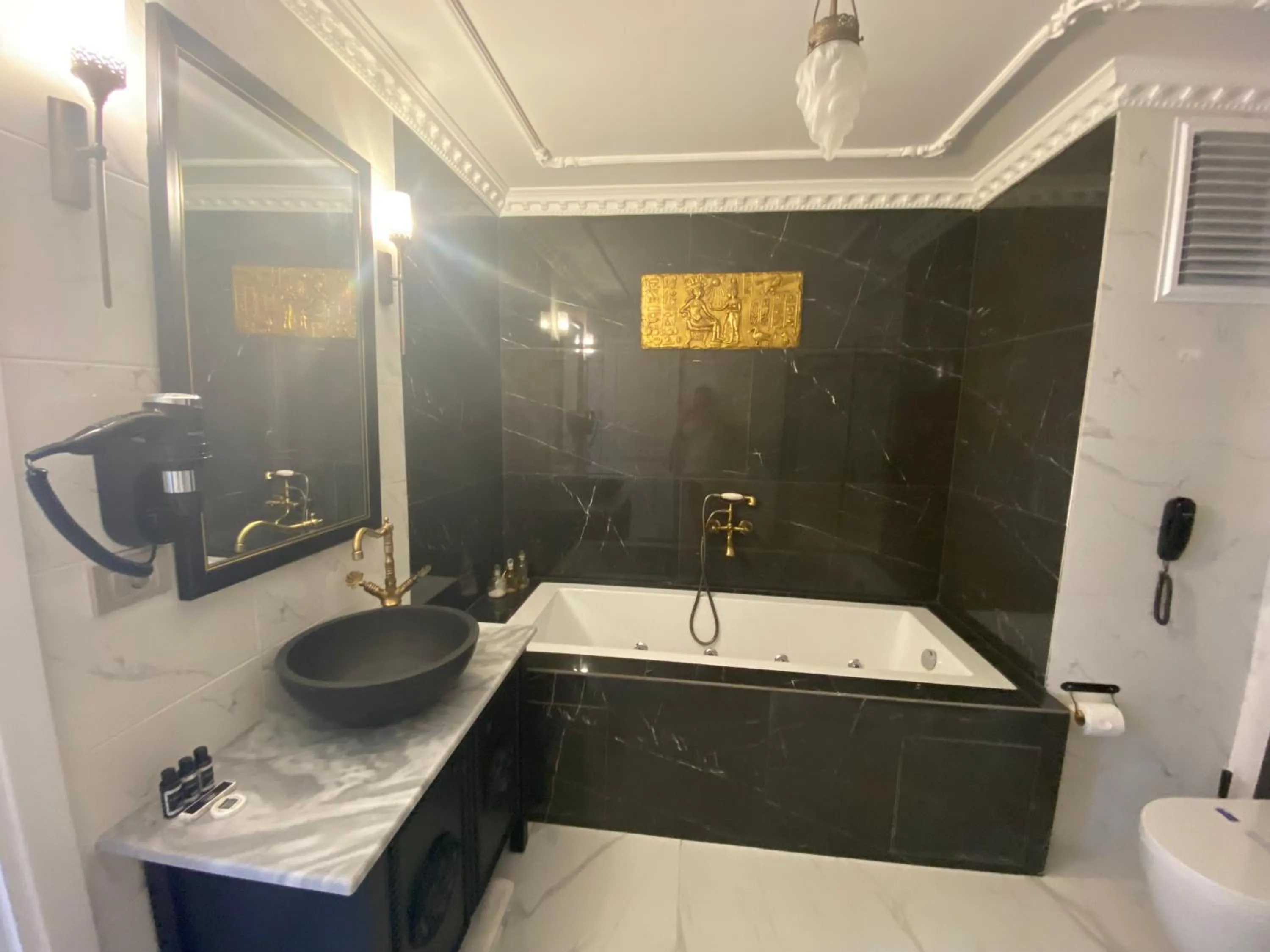 Bathroom in Villa Ephesus Hotel