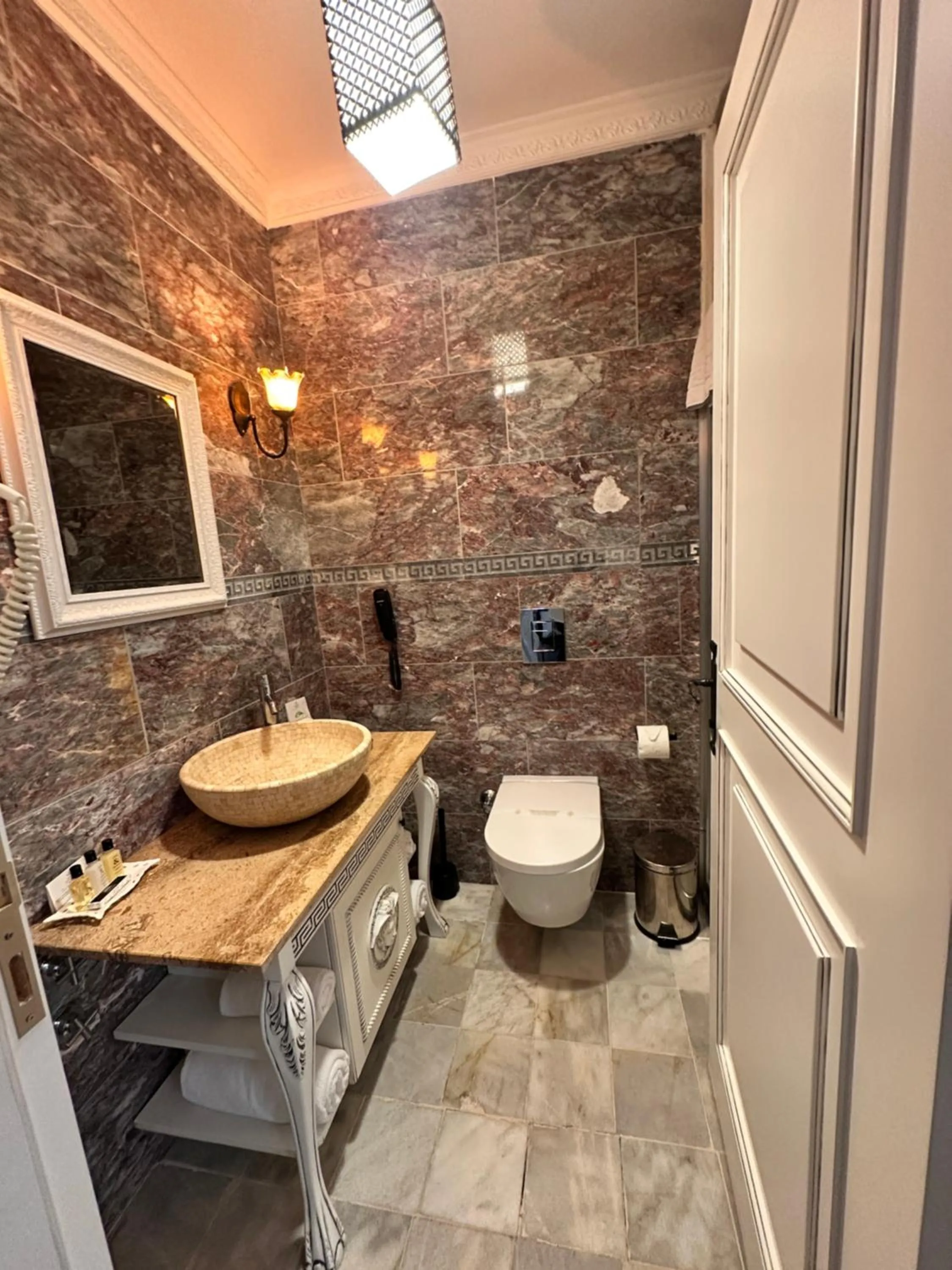 Bathroom in Villa Ephesus Hotel