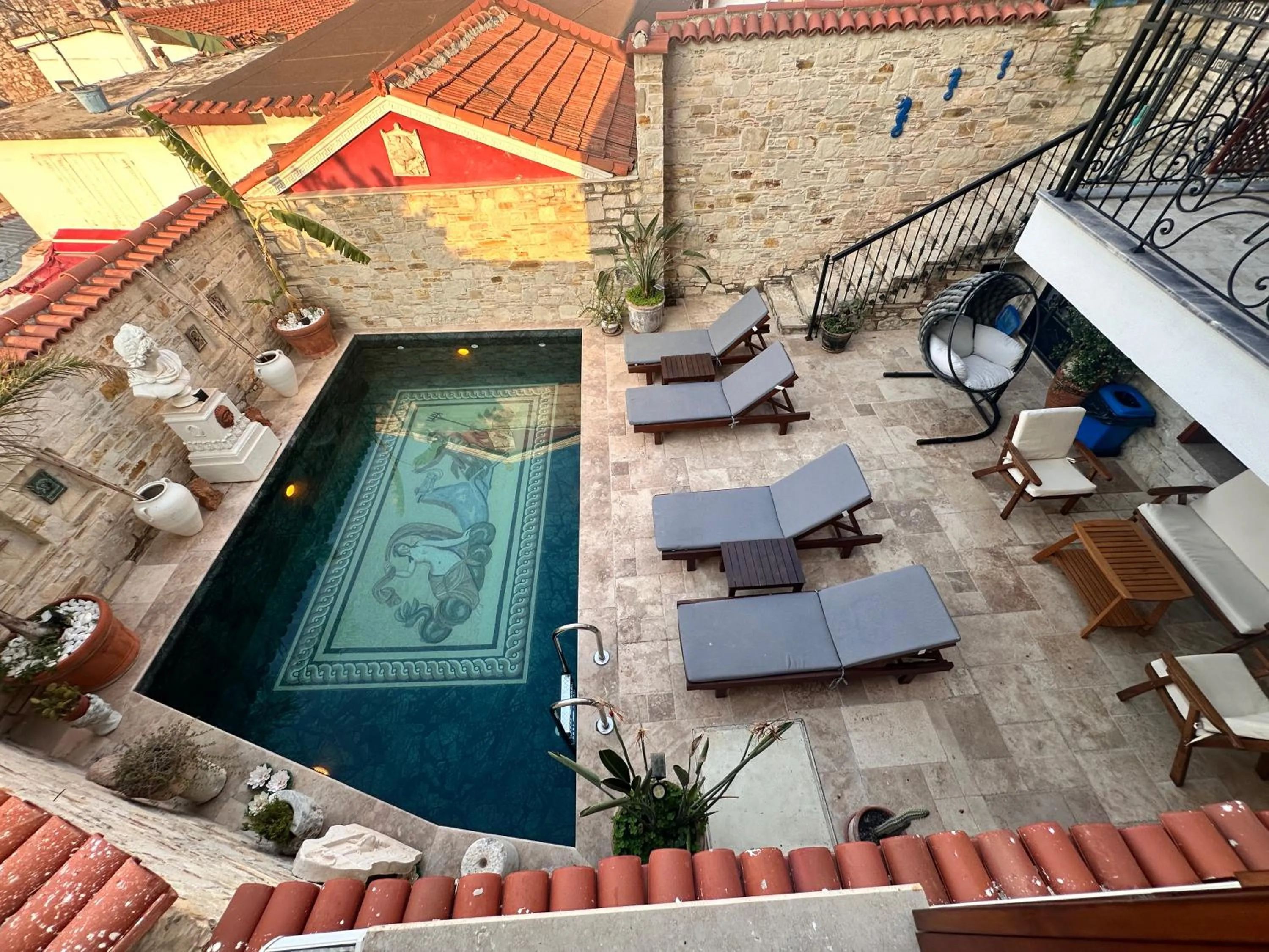 Swimming pool in Villa Ephesus Hotel