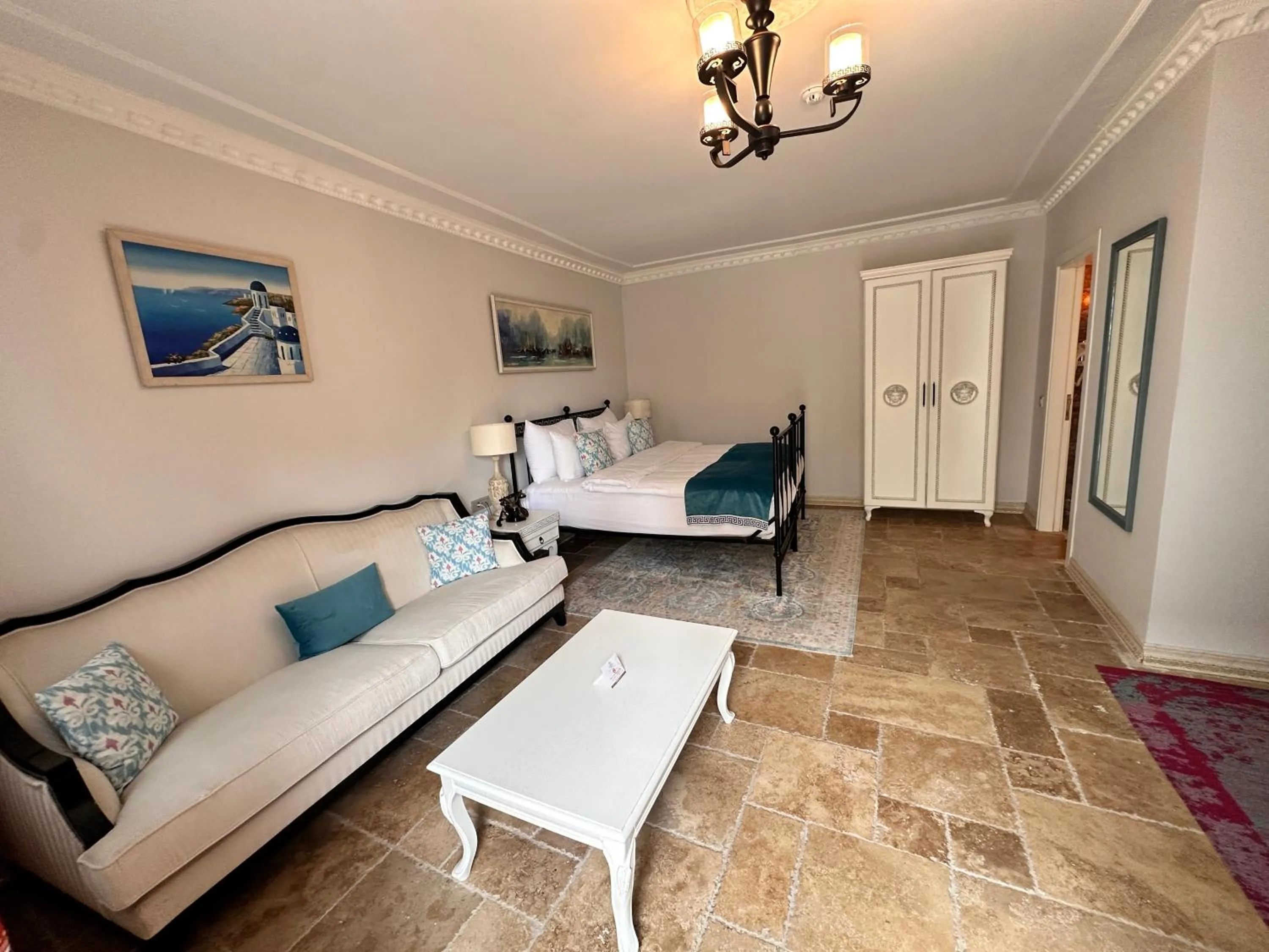 Photo of the whole room, Bed in Villa Ephesus Hotel