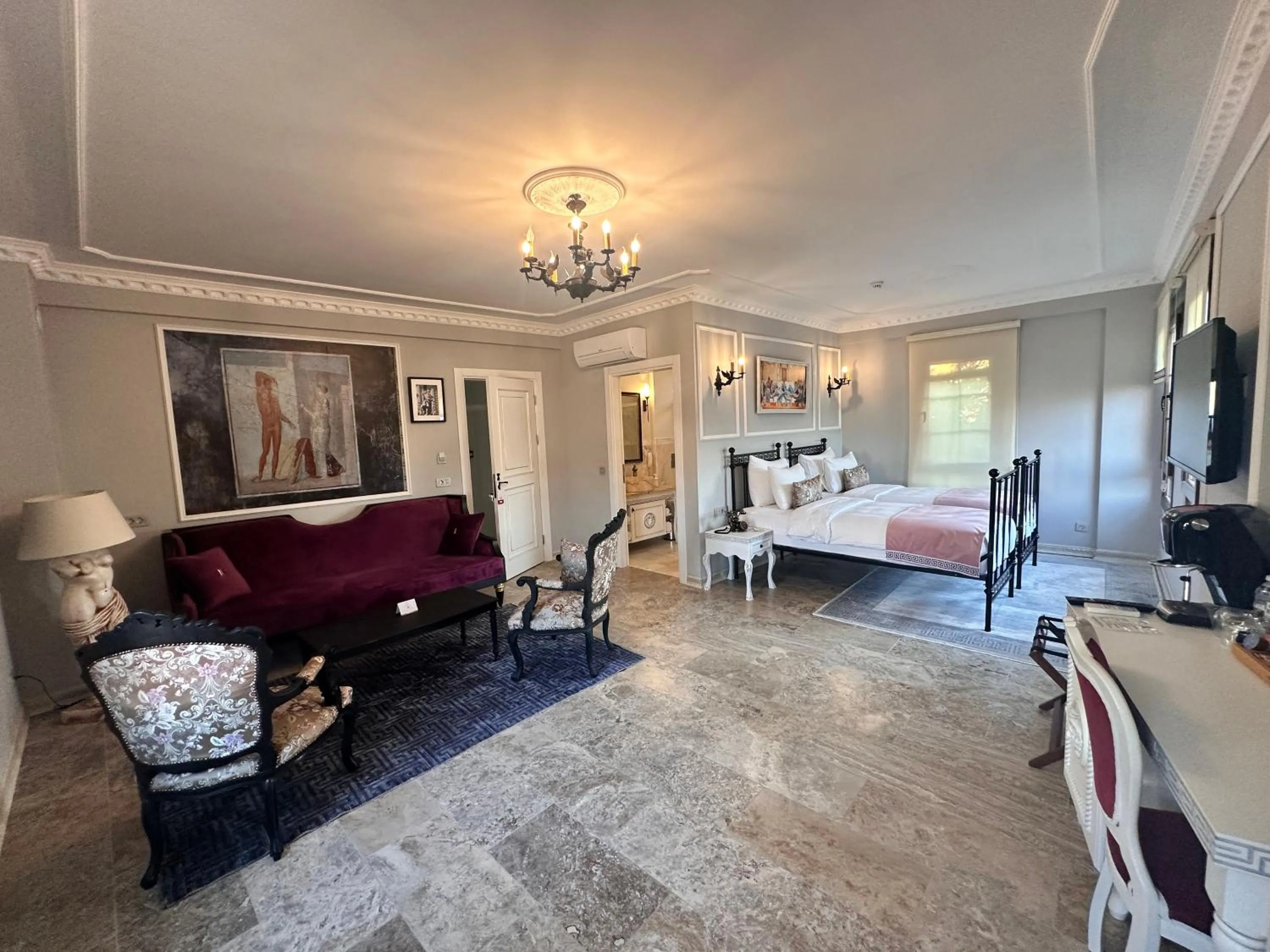 Photo of the whole room, Bed in Villa Ephesus Hotel