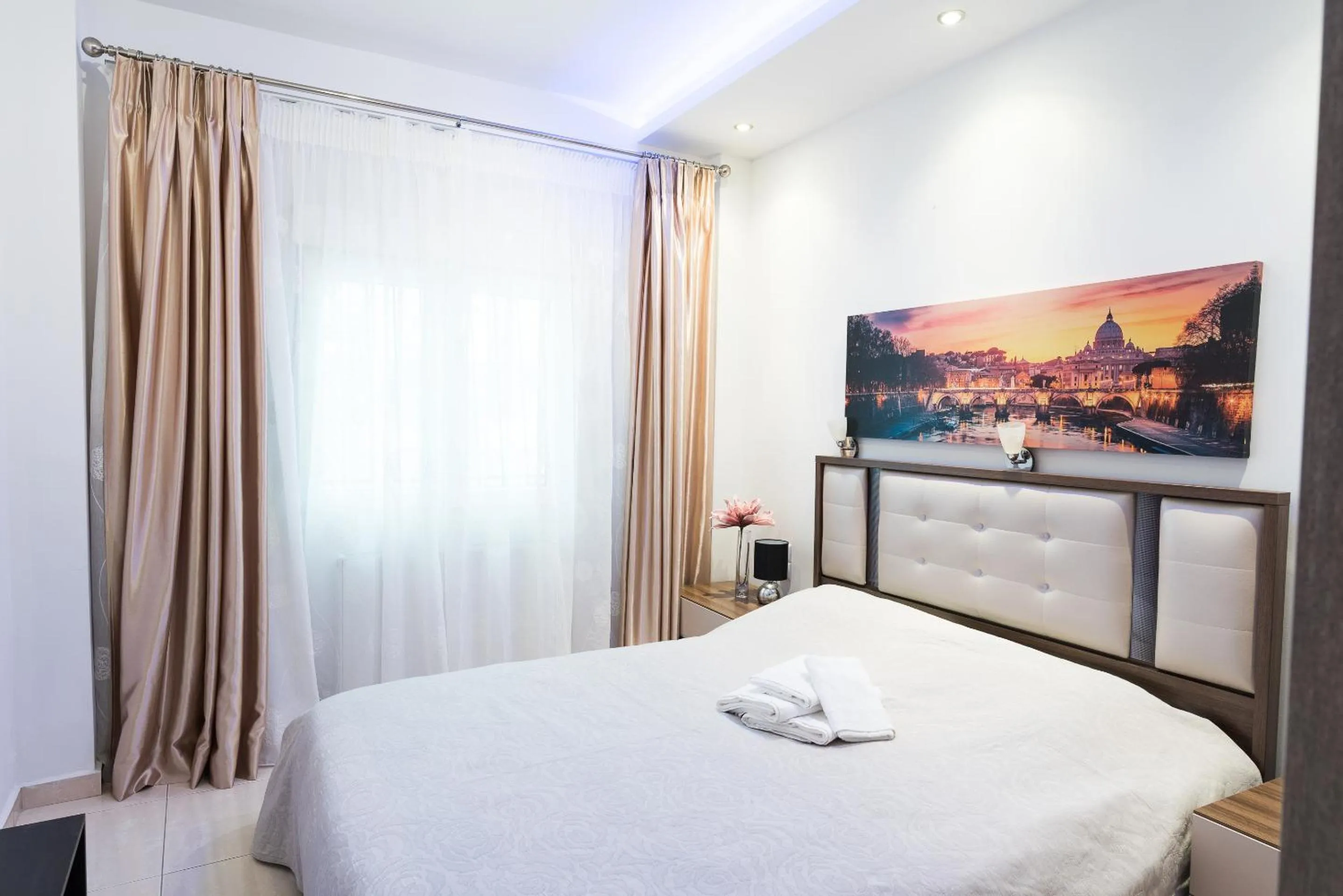 Bed in Lassani cozy and quiet, 2 bedroom apartm with spacious balcony
