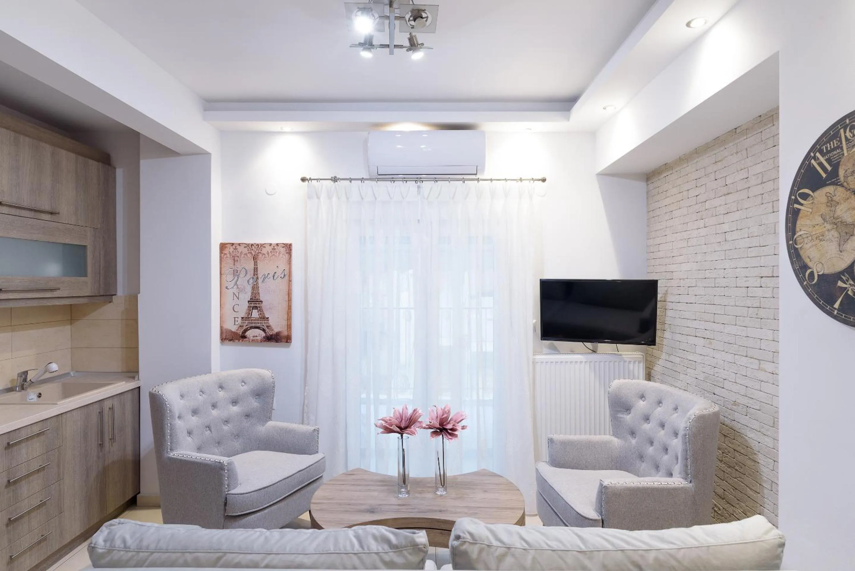 Two-Bedroom Apartment in Lassani cozy and quiet, 2 bedroom apartm with spacious balcony