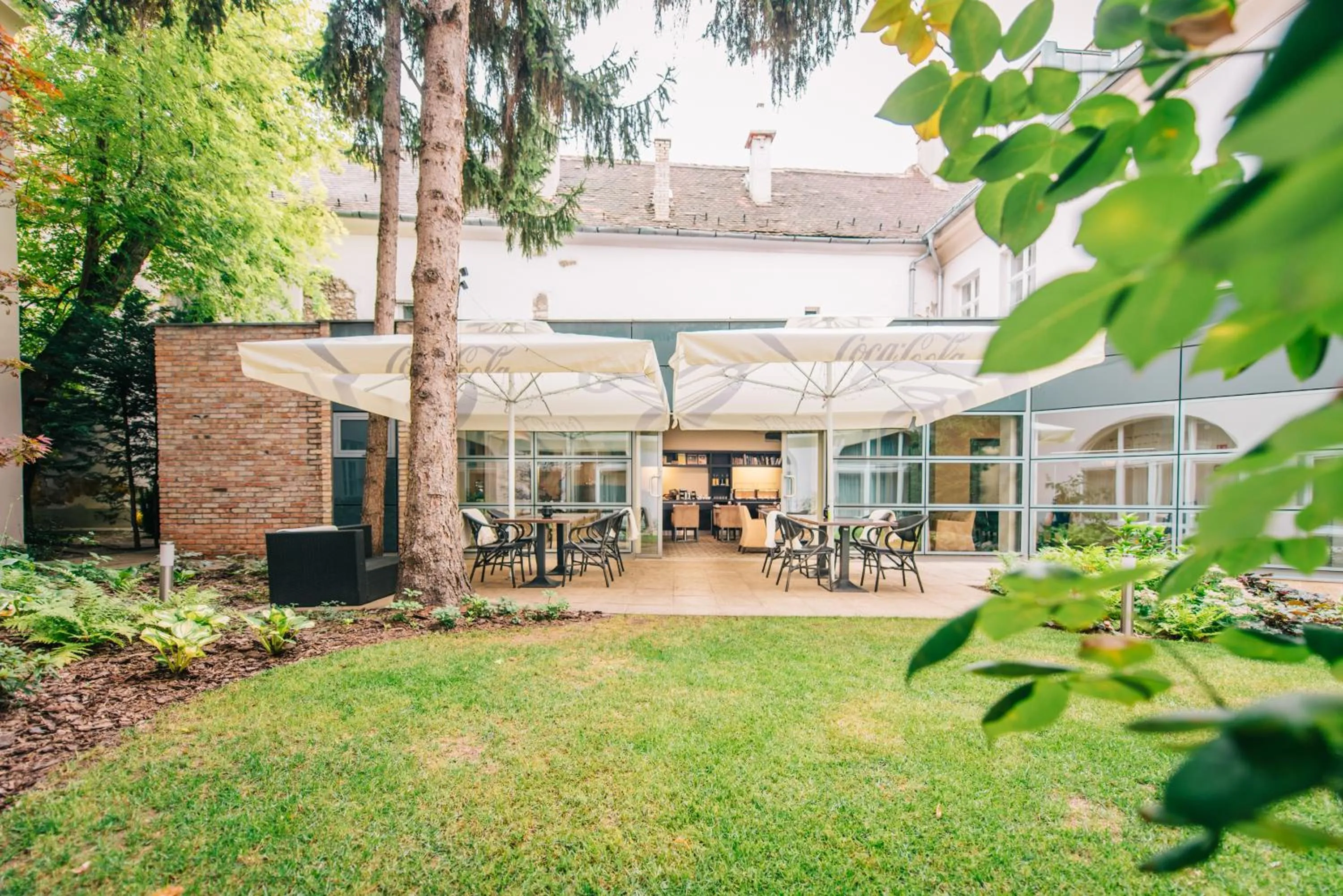 Spring in Buda Castle Hotel Budapest