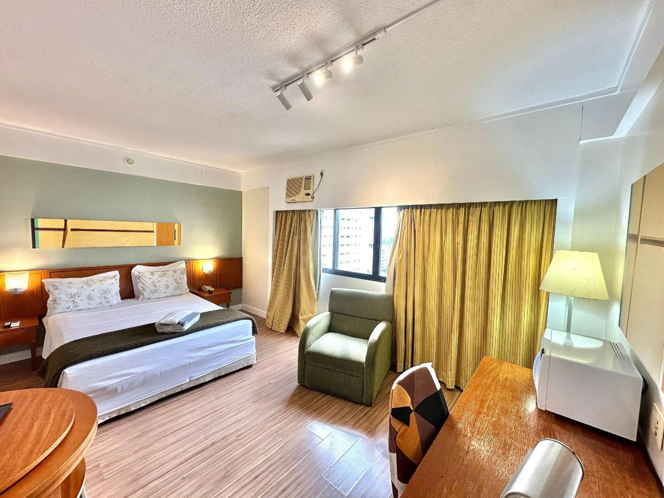 Bed in Flat Particular Rua Borges Lagoa c/ garagem UH1008