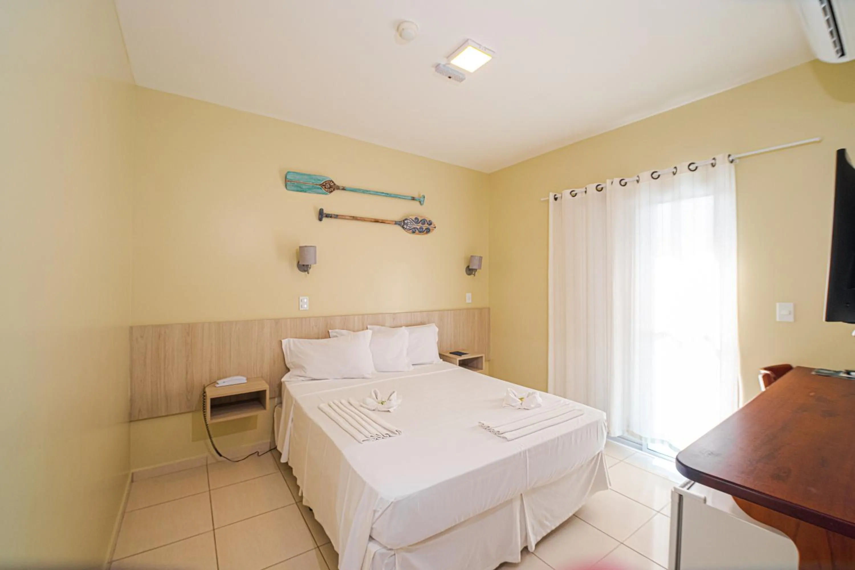 Bedroom, Bed in Ubatuba Praia Hotel