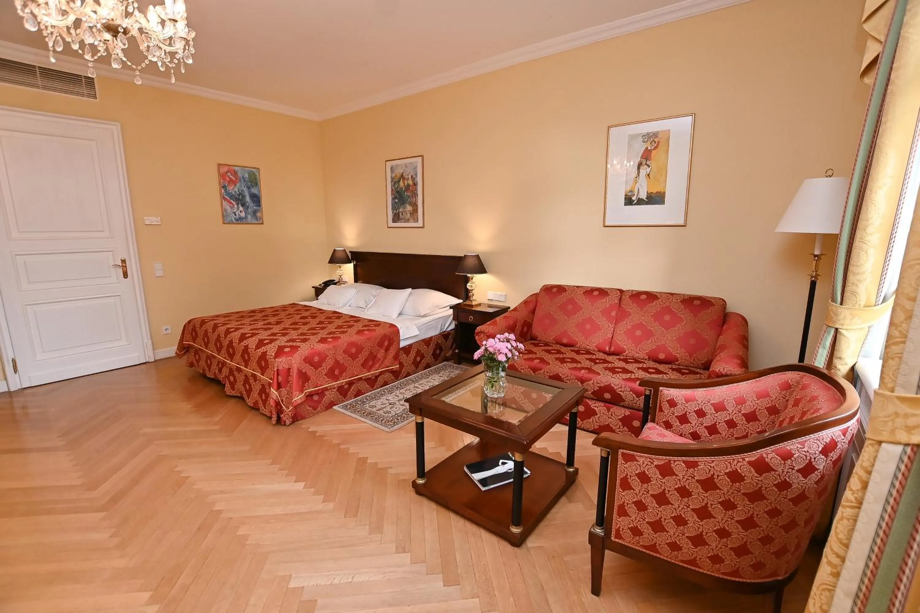 Photo of the whole room in Castle Hotel Grof Degenfeld Superior