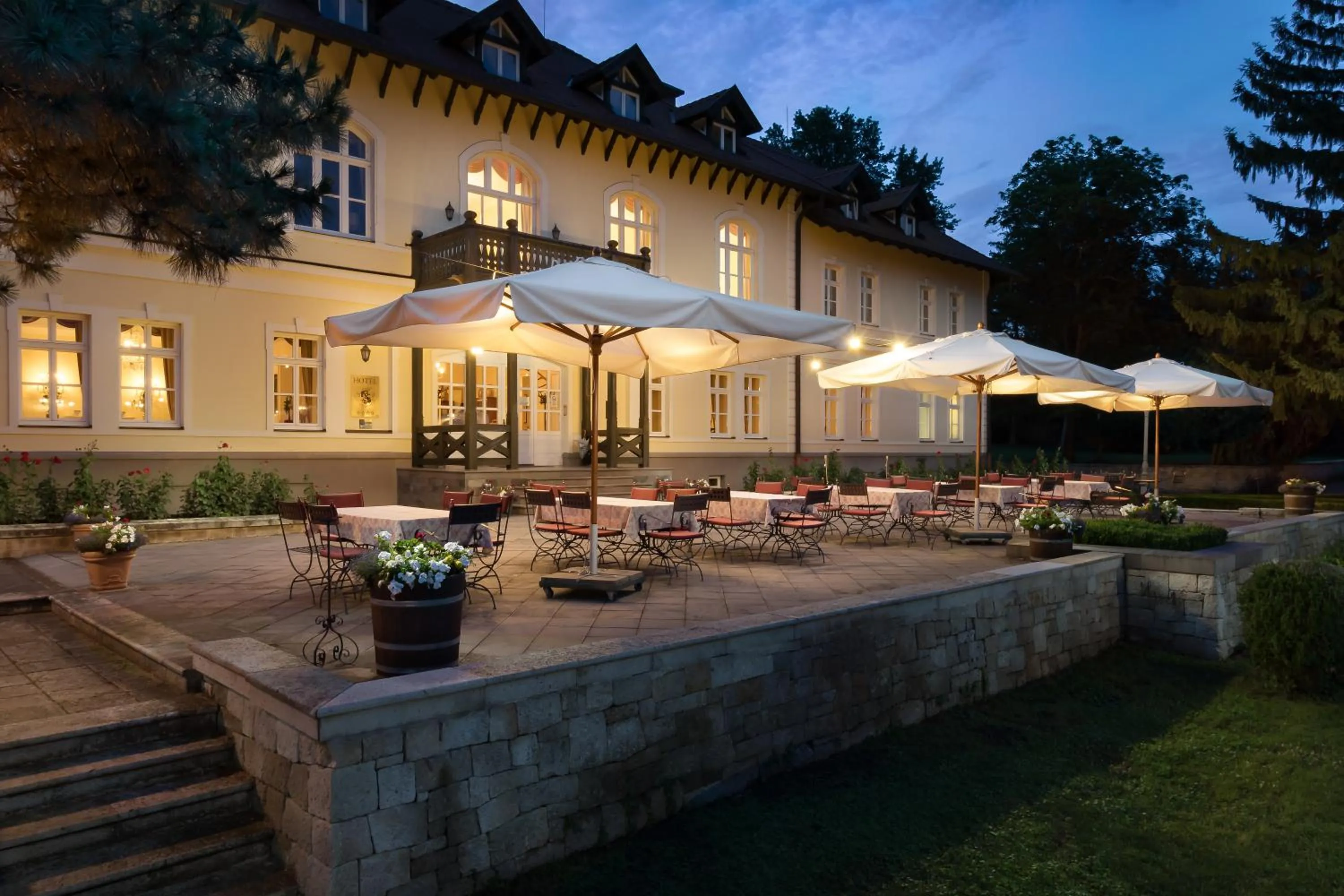 Balcony/Terrace in Castle Hotel Grof Degenfeld Superior