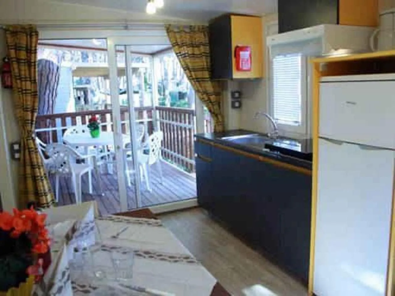 Kitchen or kitchenette in Camping Free Beach