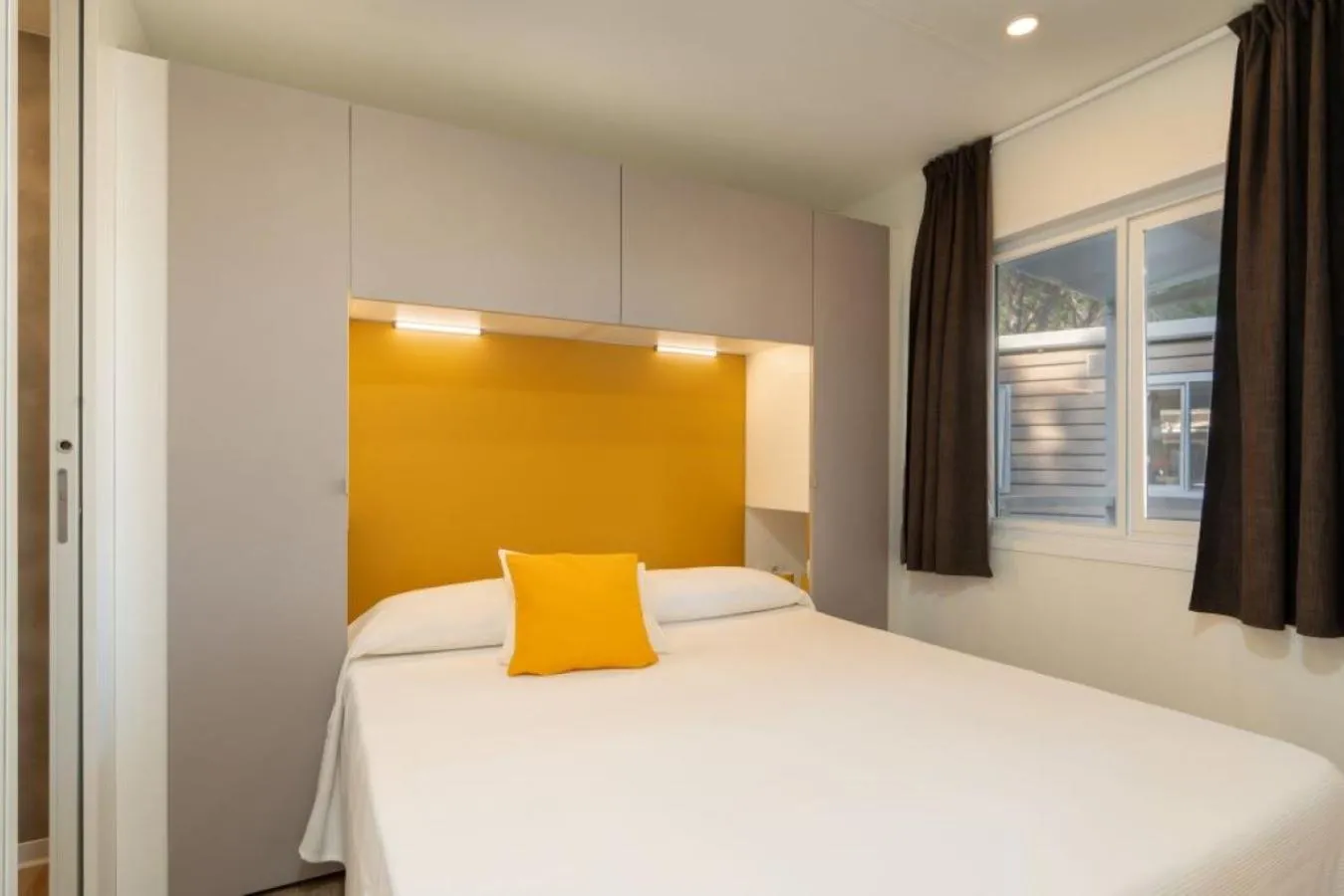 Bedroom, Bed in Camping Free Beach