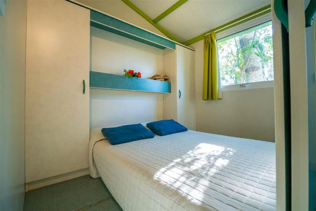 Bedroom, Bed in Camping Free Beach