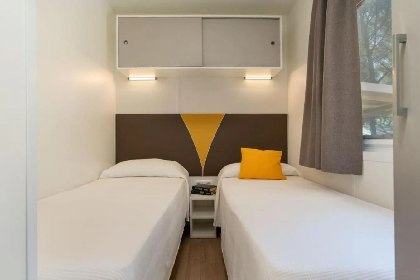 Bedroom, Bed in Camping Free Beach