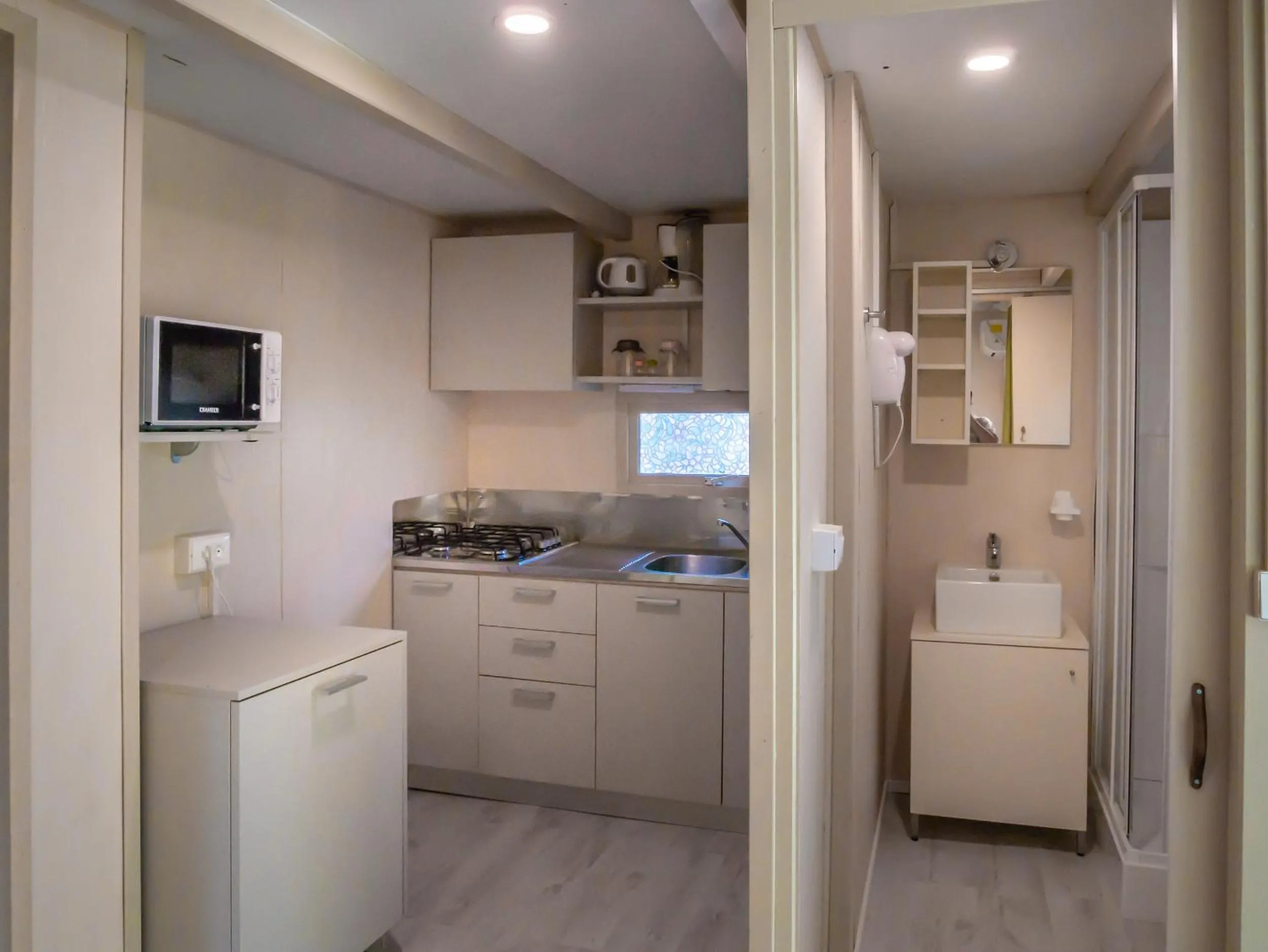 Kitchen or kitchenette in Camping Free Beach