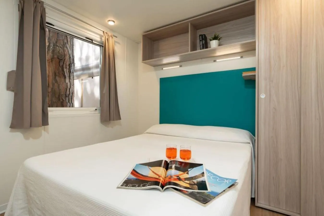 Bedroom, Bed in Camping Free Beach