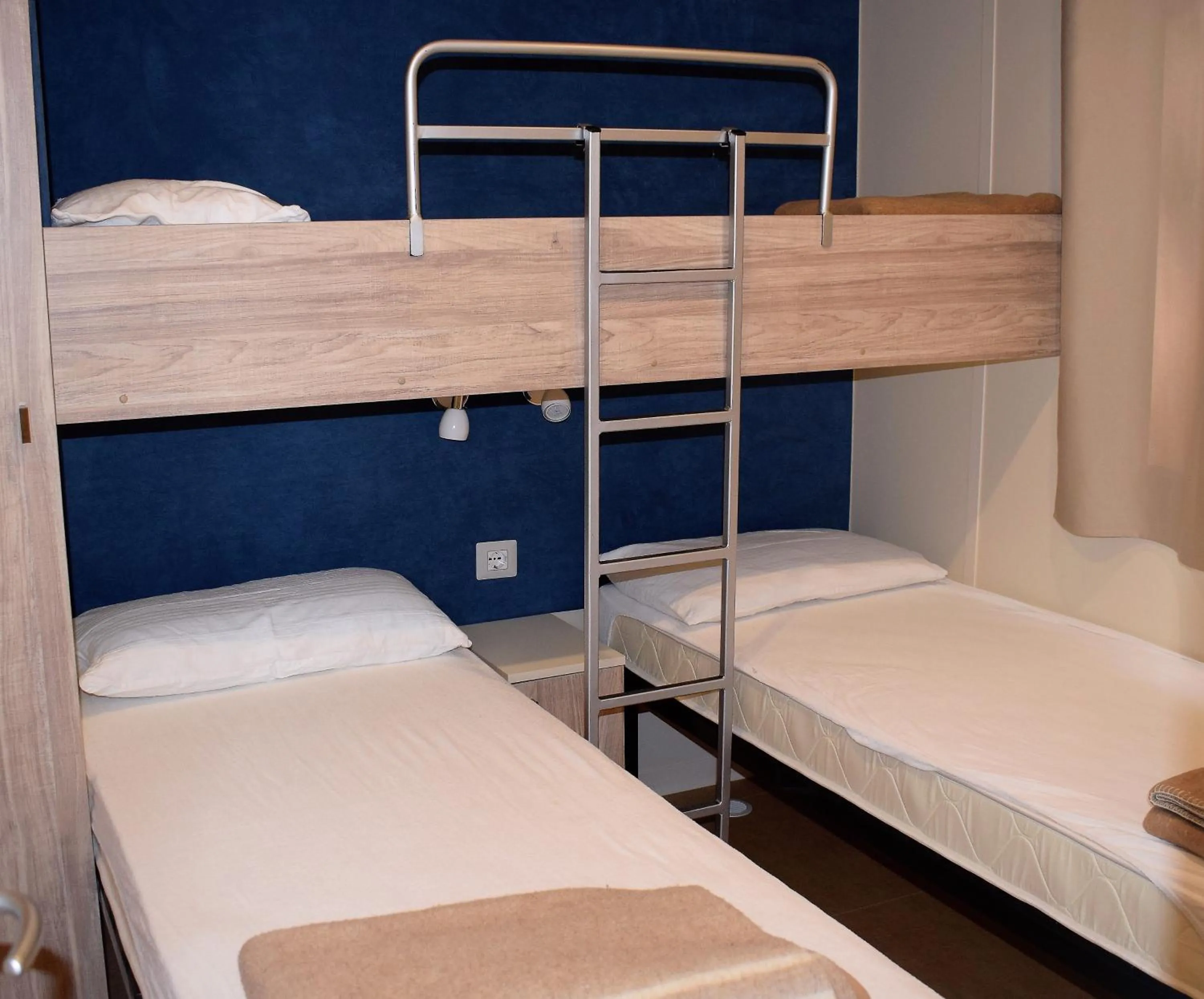 Bedroom, Bed in Camping Free Beach