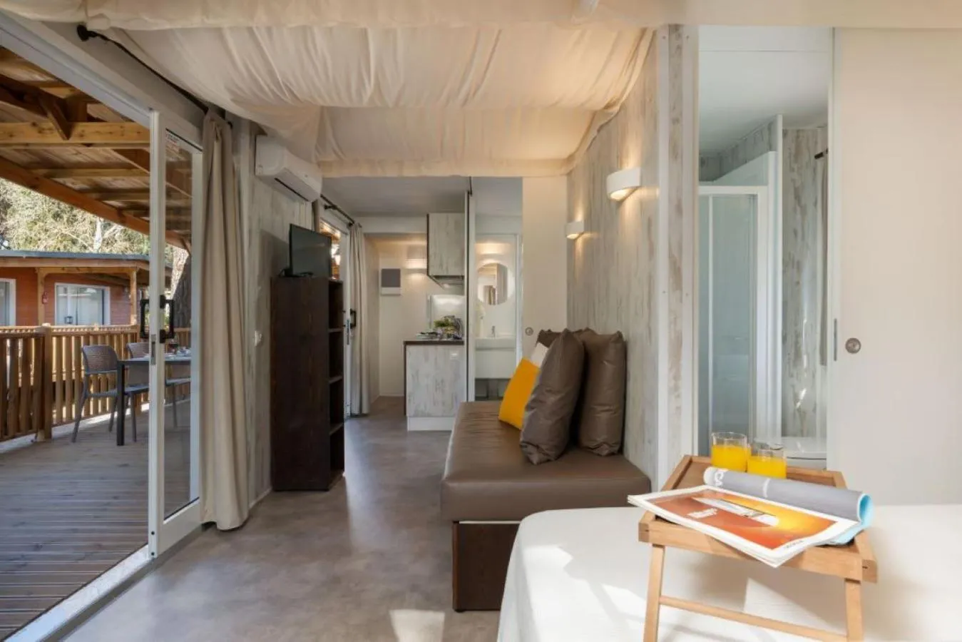 Dining area in Camping Free Beach